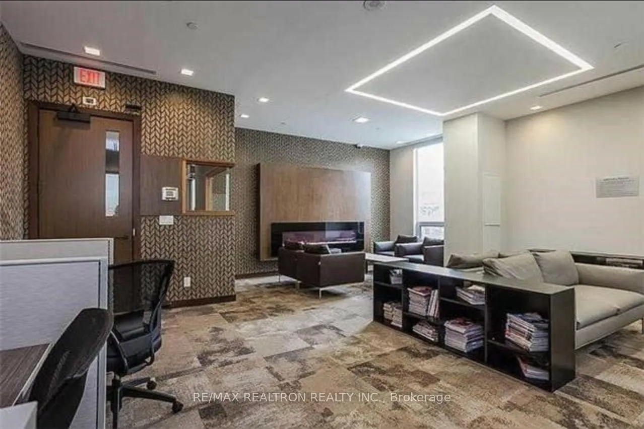 Photo 17 of Unit 722, 8200 Birchmount Road, Markham, Unionville — HOMEH