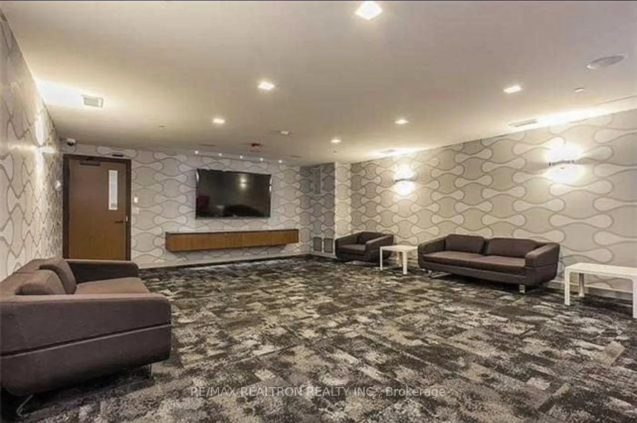 Photo 18 of Unit 722, 8200 Birchmount Road, Markham, Unionville — HOMEH