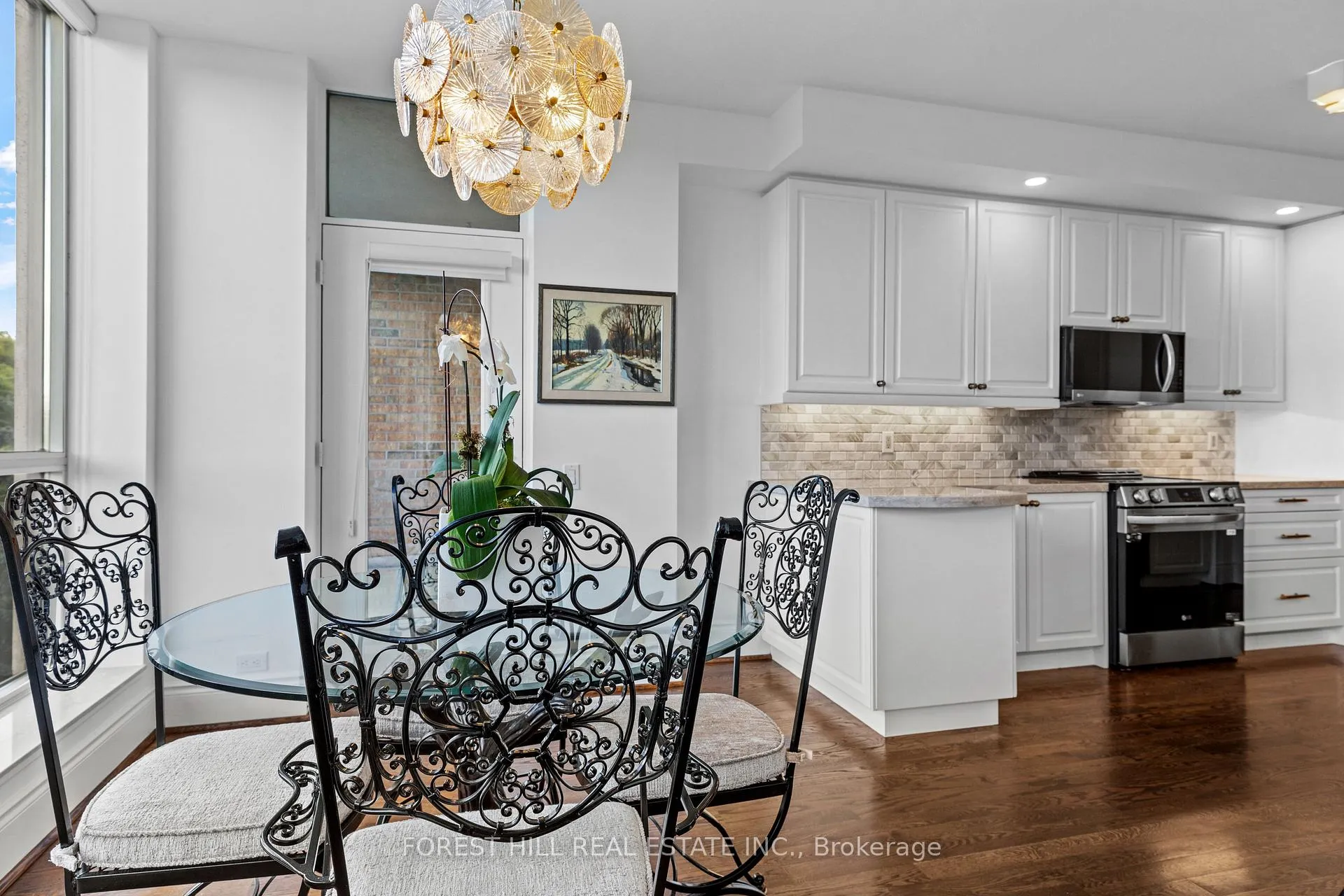 Photo 12 of Unit 822, 3600 Yonge Street, Toronto, Bedford Park-Nortown — HOMEH