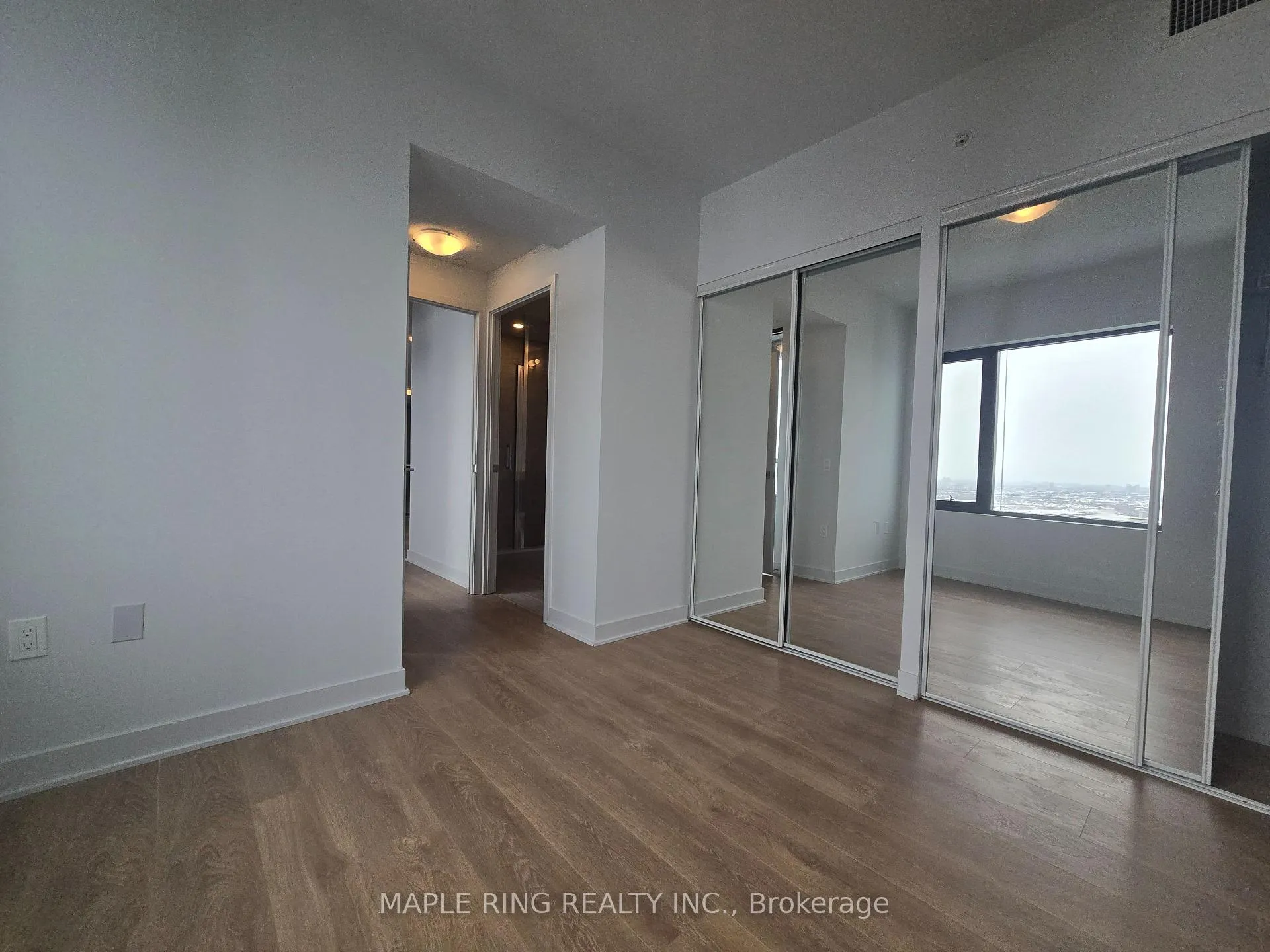 Photo 9 of Unit 4101, 2920 Highway 7 Road, Vaughan, Concord — HOMEH