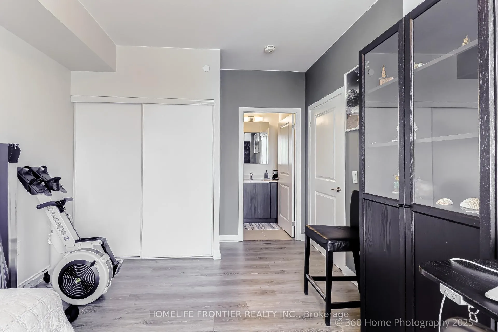 Photo 18 of Unit 904, 100 Eagle Rock Way W, Vaughan, Maple — HOMEH