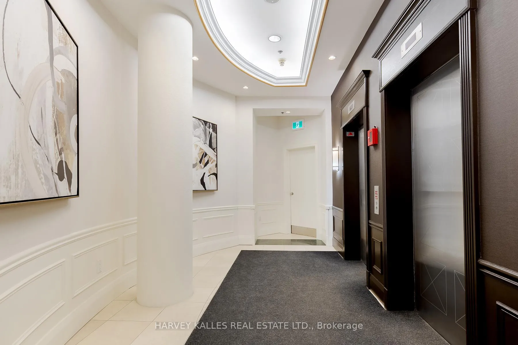Photo 4 of Unit 310, 2 Edith Drive, Toronto, Yonge-Eglinton — HOMEH