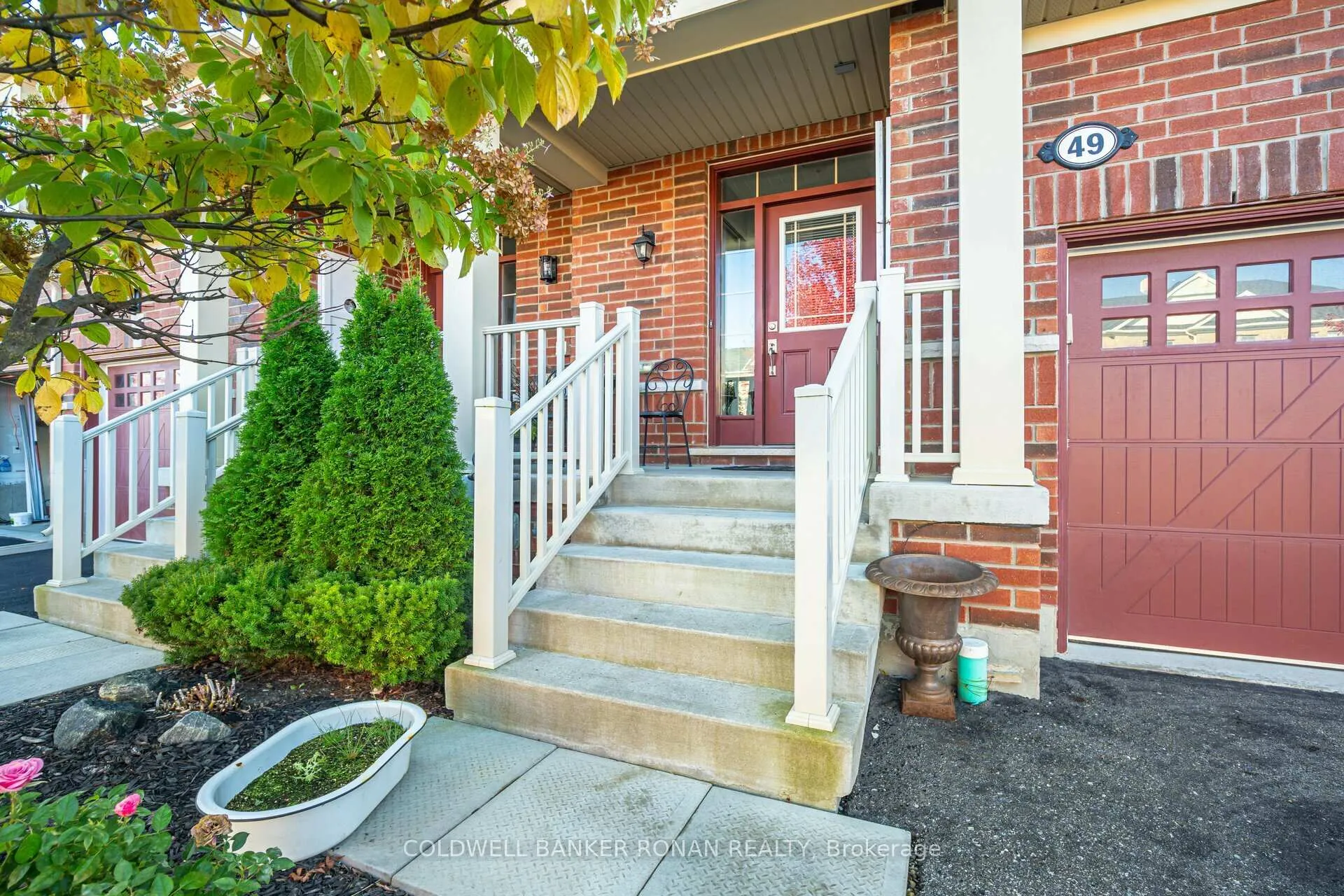 Photo 3 of 49 Sharpe Crescent, New Tecumseth, Tottenham — HOMEH
