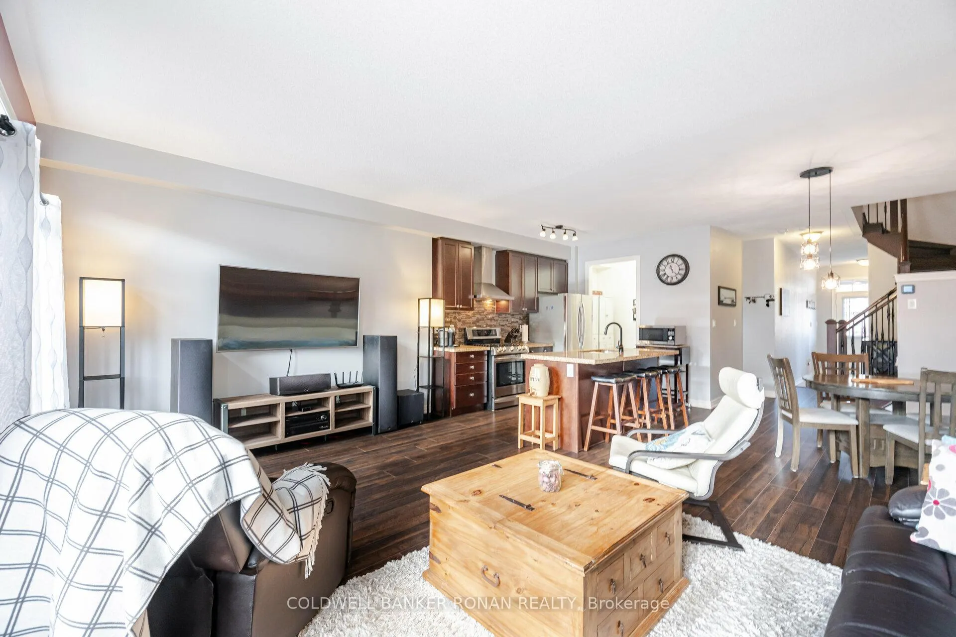 Photo 17 of 49 Sharpe Crescent, New Tecumseth, Tottenham — HOMEH