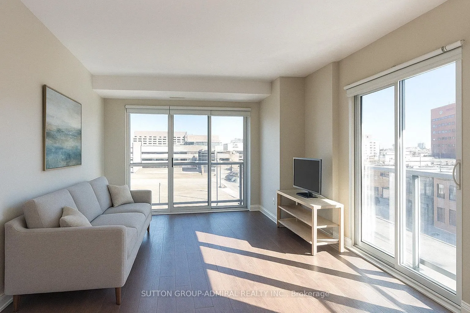 Front of Unit 305, 44 bond Street W