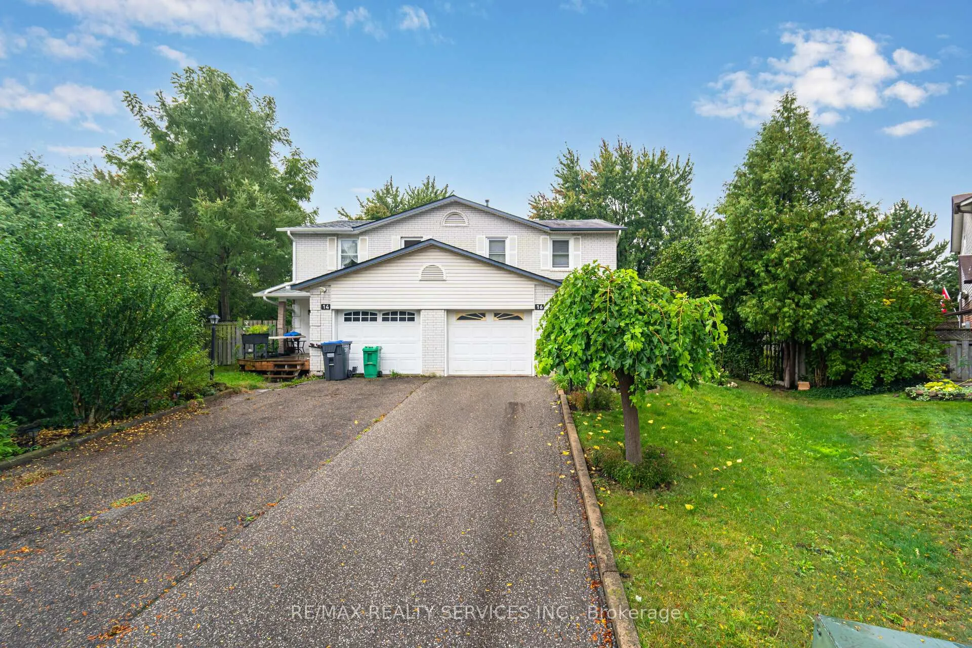 Photo 1 of 16 Montrose Place, Brampton, Central Park — HOMEH