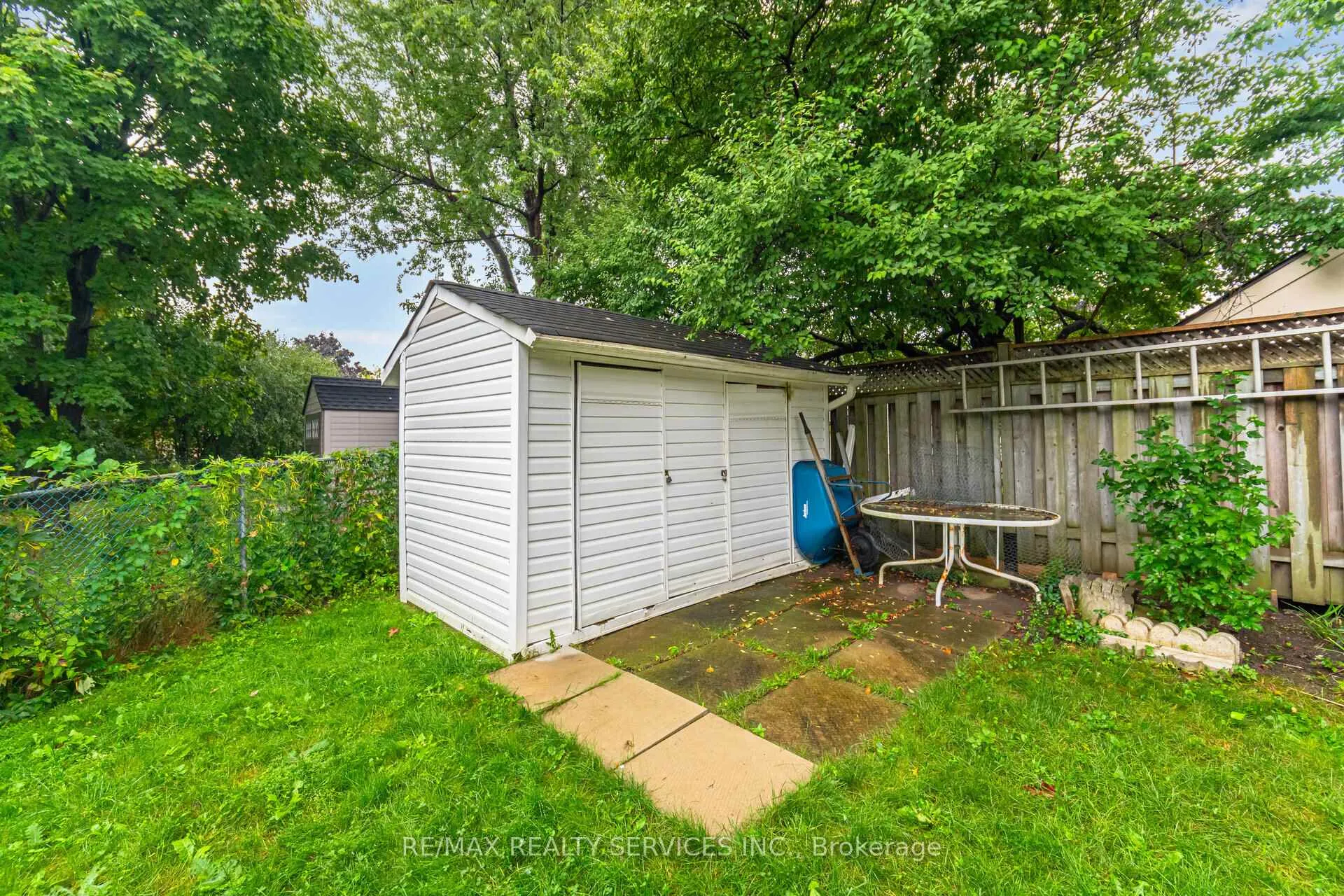 Photo 39 of 16 Montrose Place, Brampton, Central Park — HOMEH