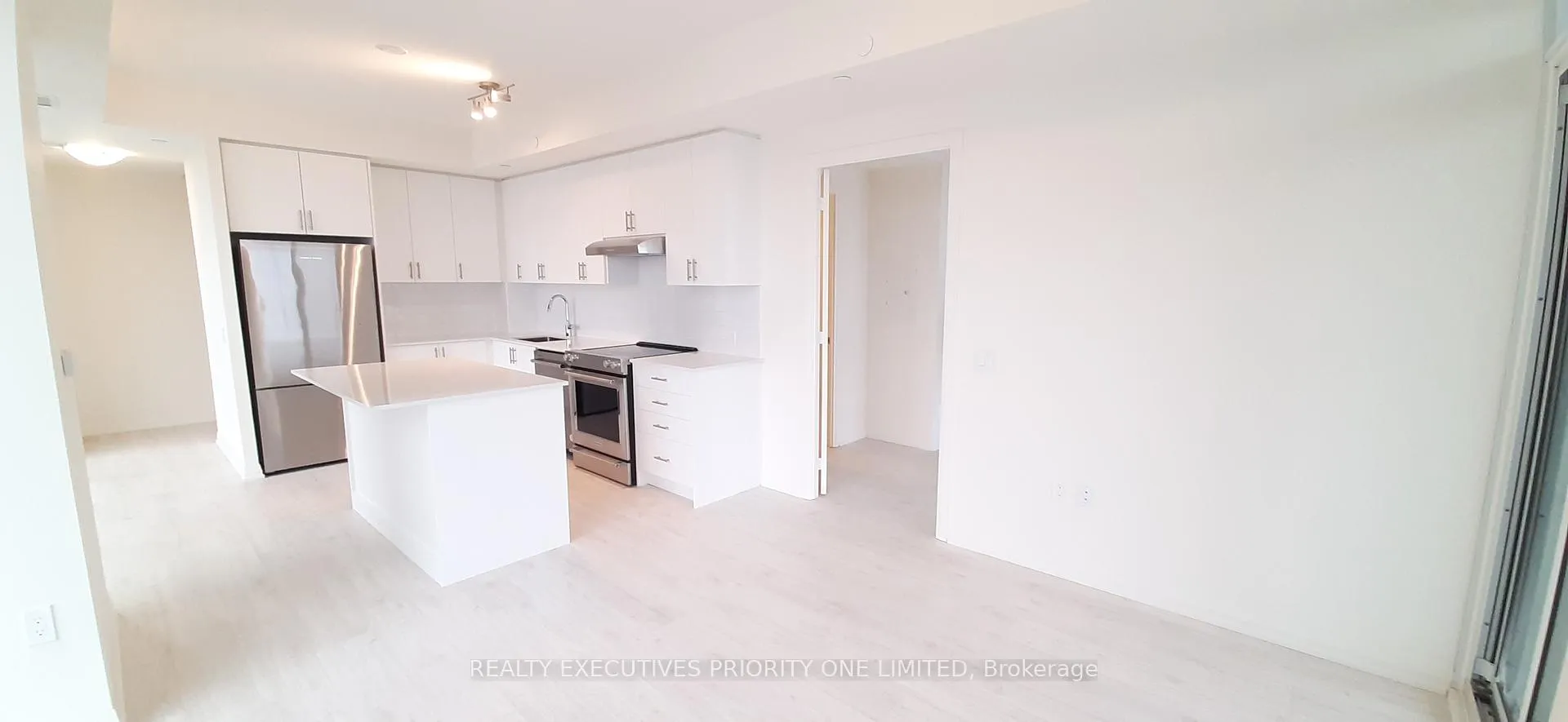 Photo 3 of Unit 1009, 8960 Jane Street, Vaughan, Concord — HOMEH
