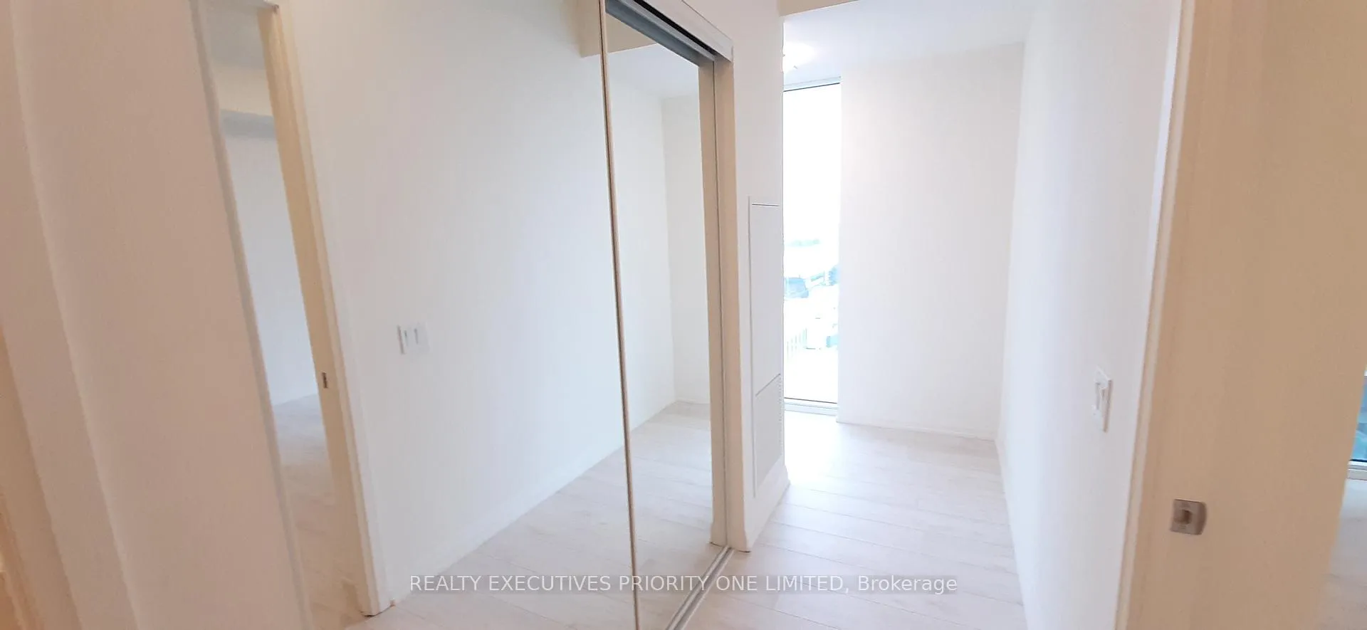 Photo 10 of Unit 1009, 8960 Jane Street, Vaughan, Concord — HOMEH