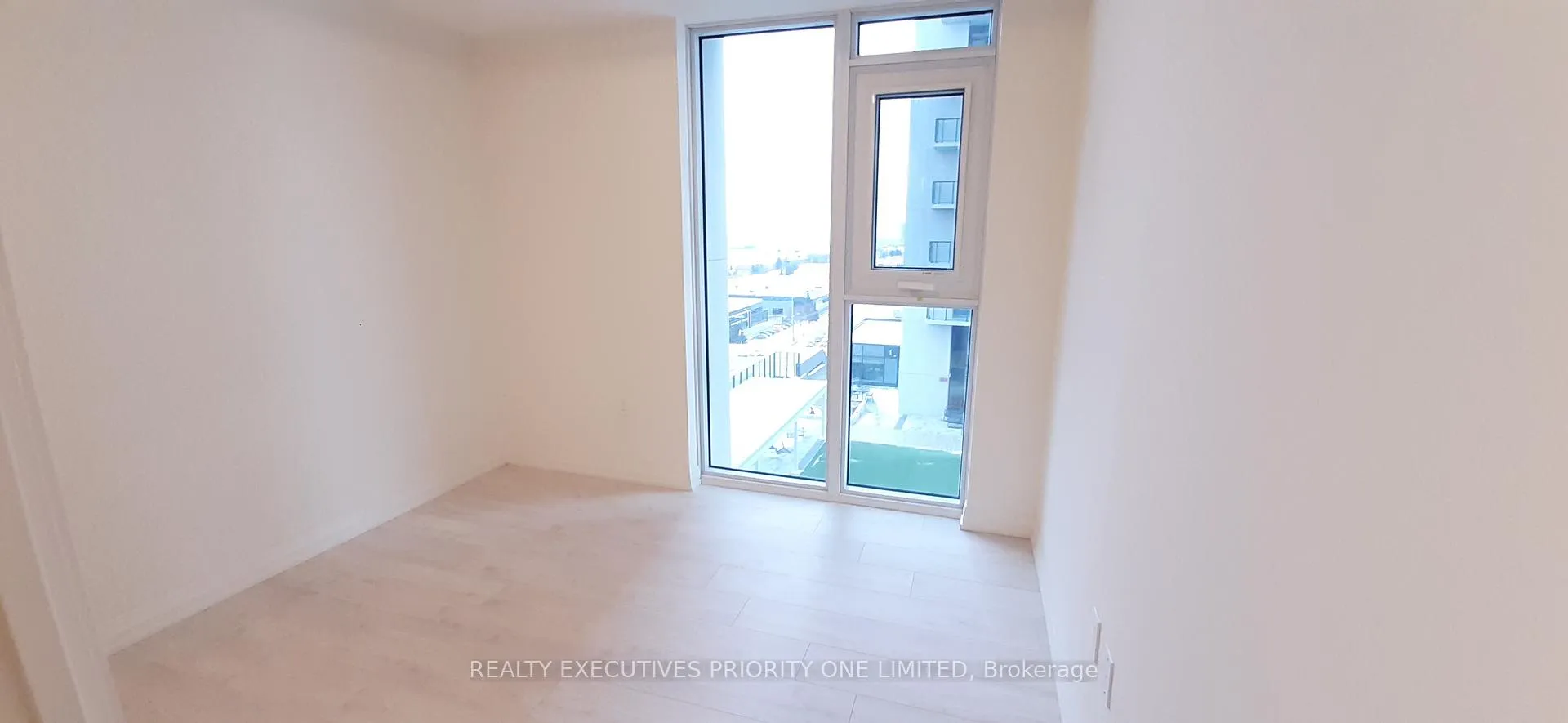 Photo 11 of Unit 1009, 8960 Jane Street, Vaughan, Concord — HOMEH