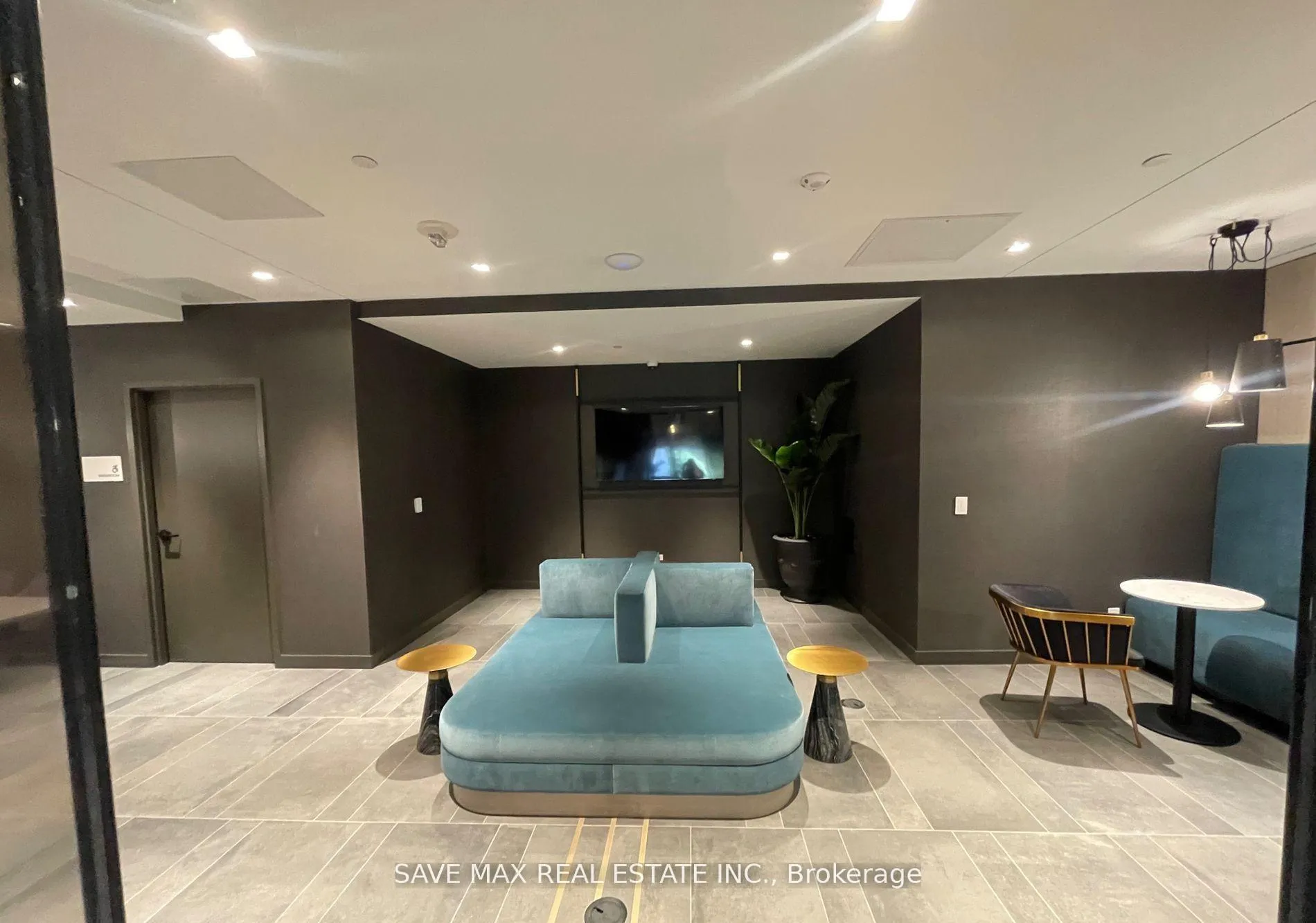 Photo 7 of Unit PH 15, 319 Jarvis Street, Toronto, Church-Yonge Corridor — HOMEH