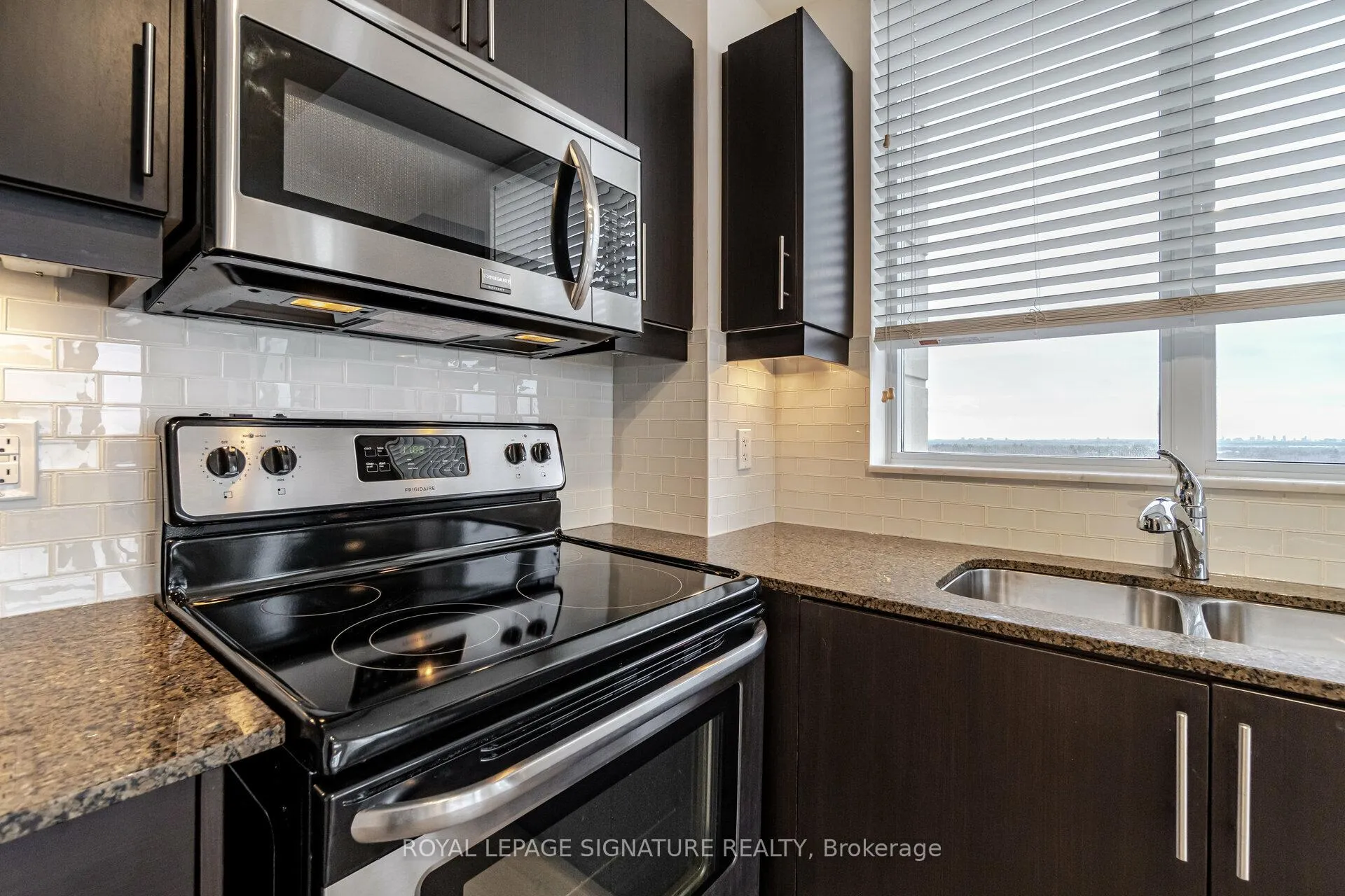 Photo 11 of Unit 1605, 9500 Markham Road, Markham, Wismer — HOMEH