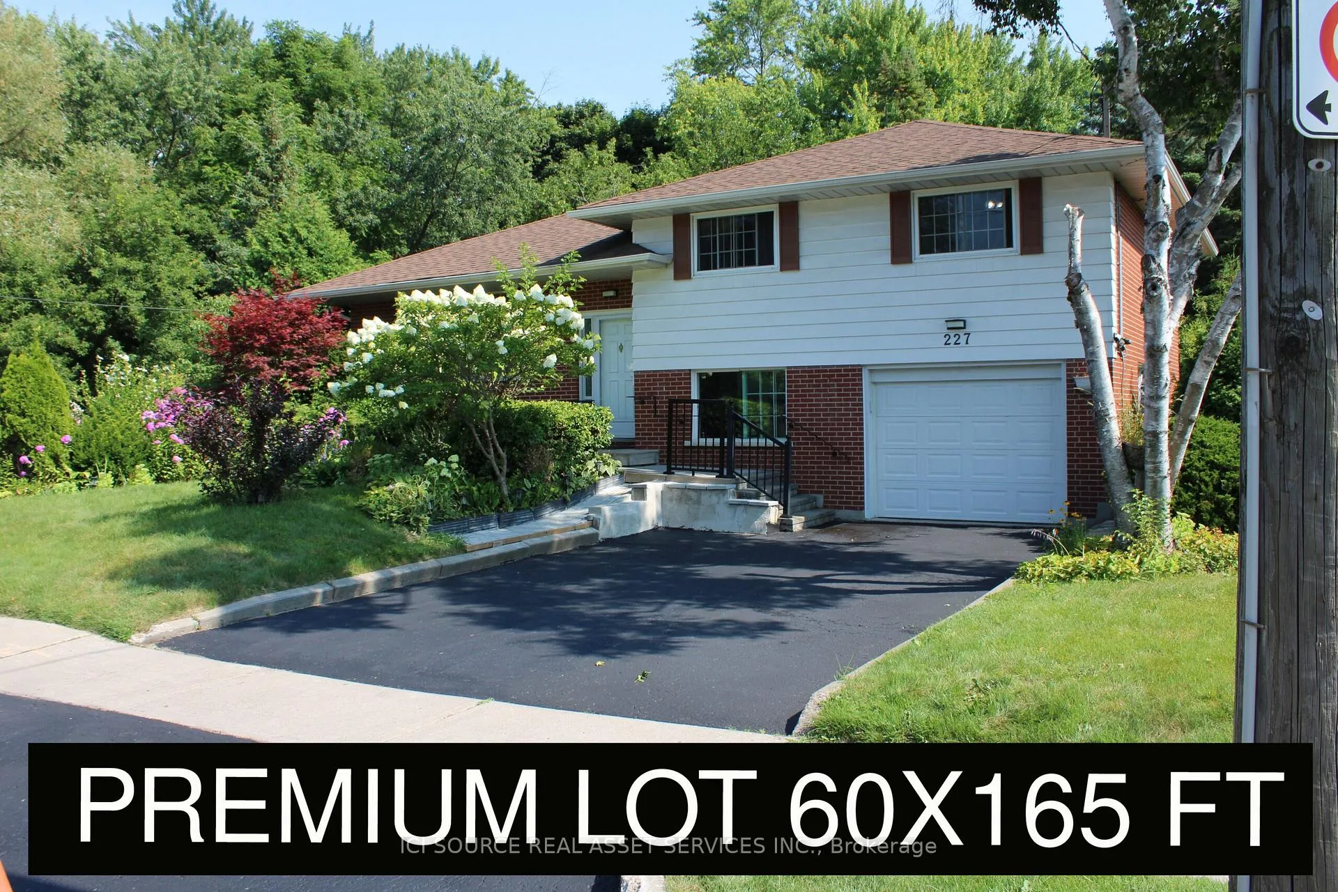 Photo 1 of 227 Rossland Road E, Oshawa, O'Neill — HOMEH