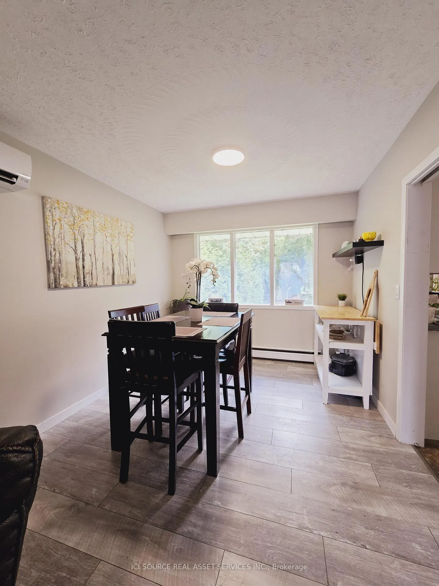 Photo 9 of 227 Rossland Road E, Oshawa, O'Neill — HOMEH