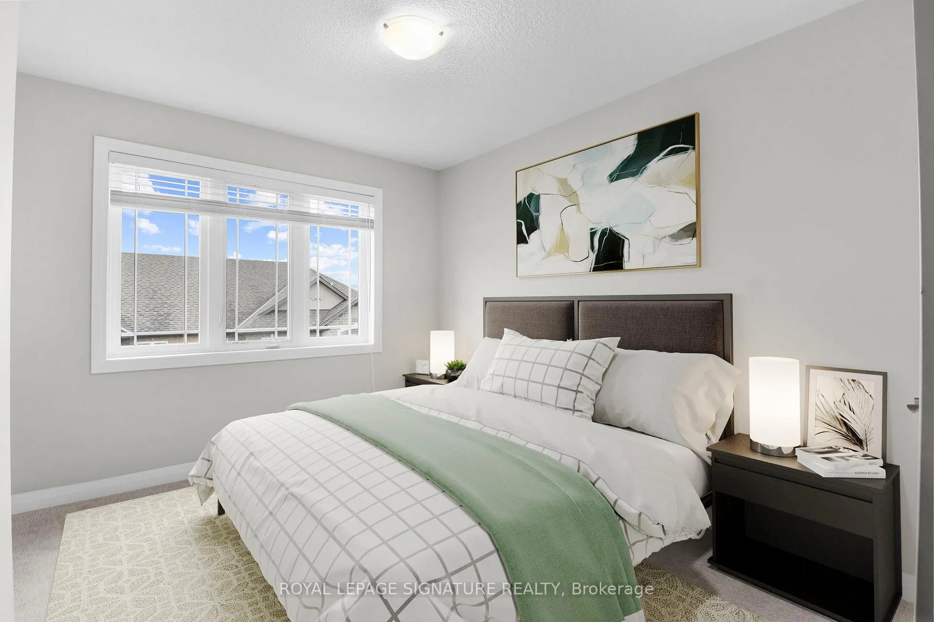Photo 6 of 17 Laguna Village Crescent, Hamilton, Hannon — HOMEH