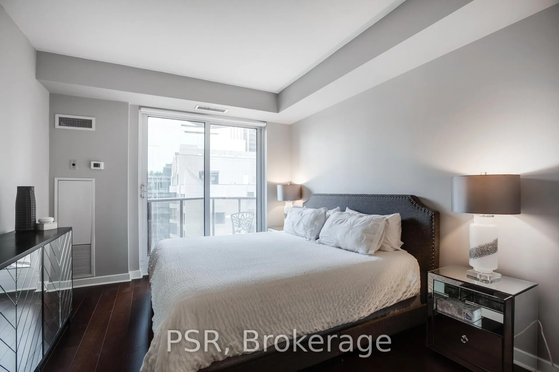 Photo 16 of Unit 2008, 85 Bloor Street E, Toronto, Church-Yonge Corridor — HOMEH