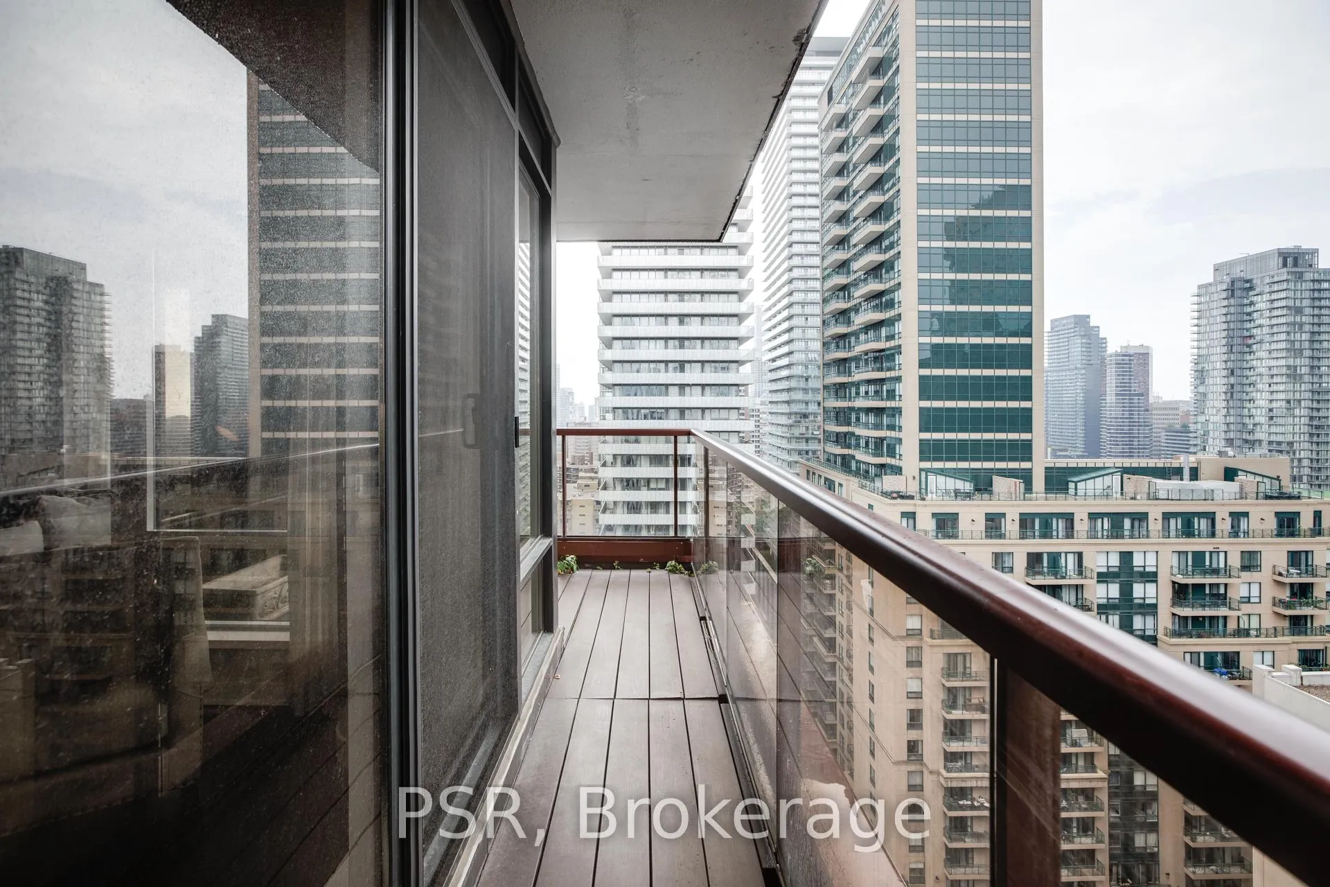 Photo 29 of Unit 2008, 85 Bloor Street E, Toronto, Church-Yonge Corridor — HOMEH