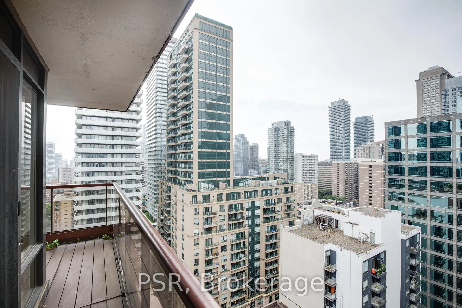 Photo 31 of Unit 2008, 85 Bloor Street E, Toronto, Church-Yonge Corridor — HOMEH