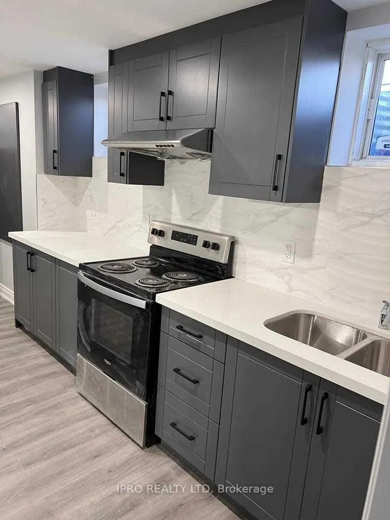 Photo 6 of Unit Lower, 90 Dolobram Trail, Brampton, Northwest Brampton — HOMEH