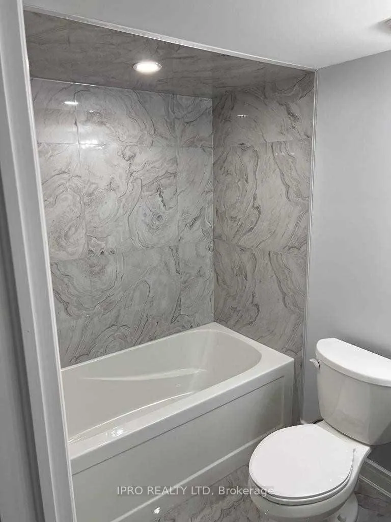 Photo 7 of Unit Lower, 90 Dolobram Trail, Brampton, Northwest Brampton — HOMEH