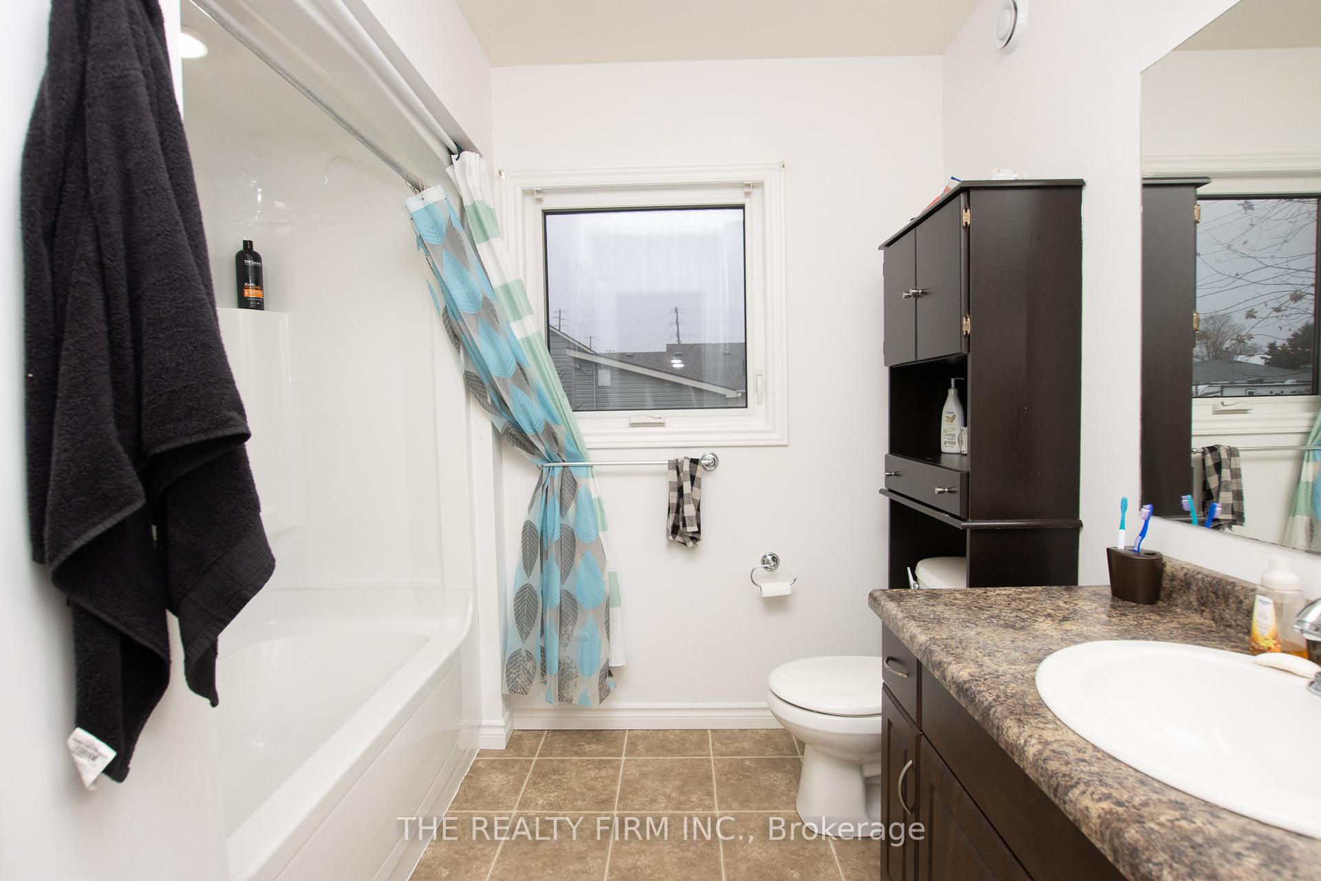Photo 7 of 141 Cambridge Street, Goderich, Goderich (Town) — HOMEH