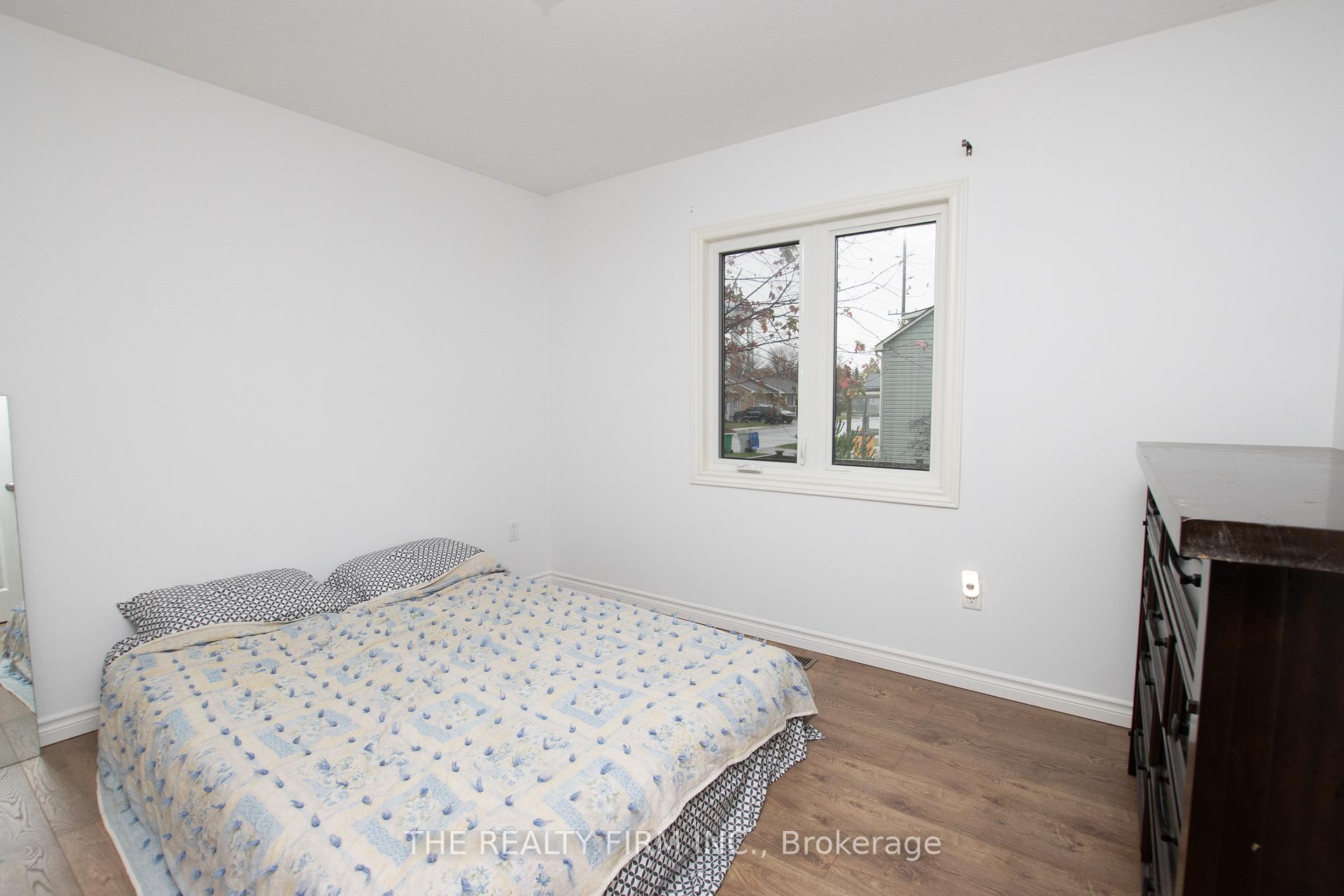 Photo 10 of 141 Cambridge Street, Goderich, Goderich (Town) — HOMEH