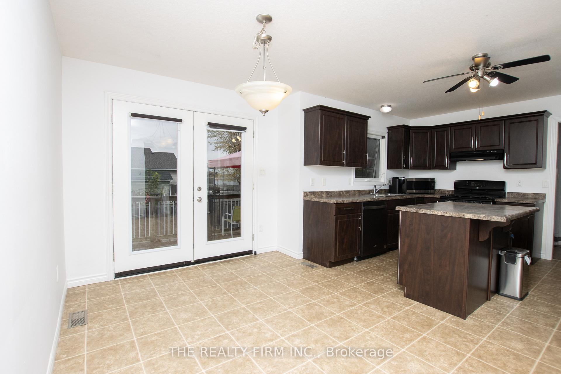 Photo 12 of 141 Cambridge Street, Goderich, Goderich (Town) — HOMEH
