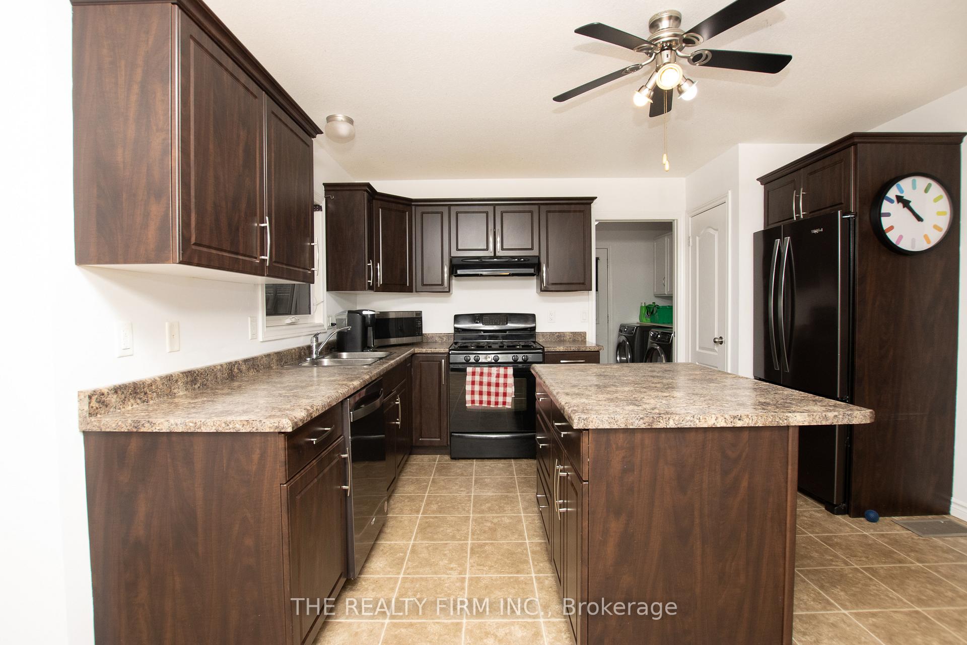 Photo 14 of 141 Cambridge Street, Goderich, Goderich (Town) — HOMEH
