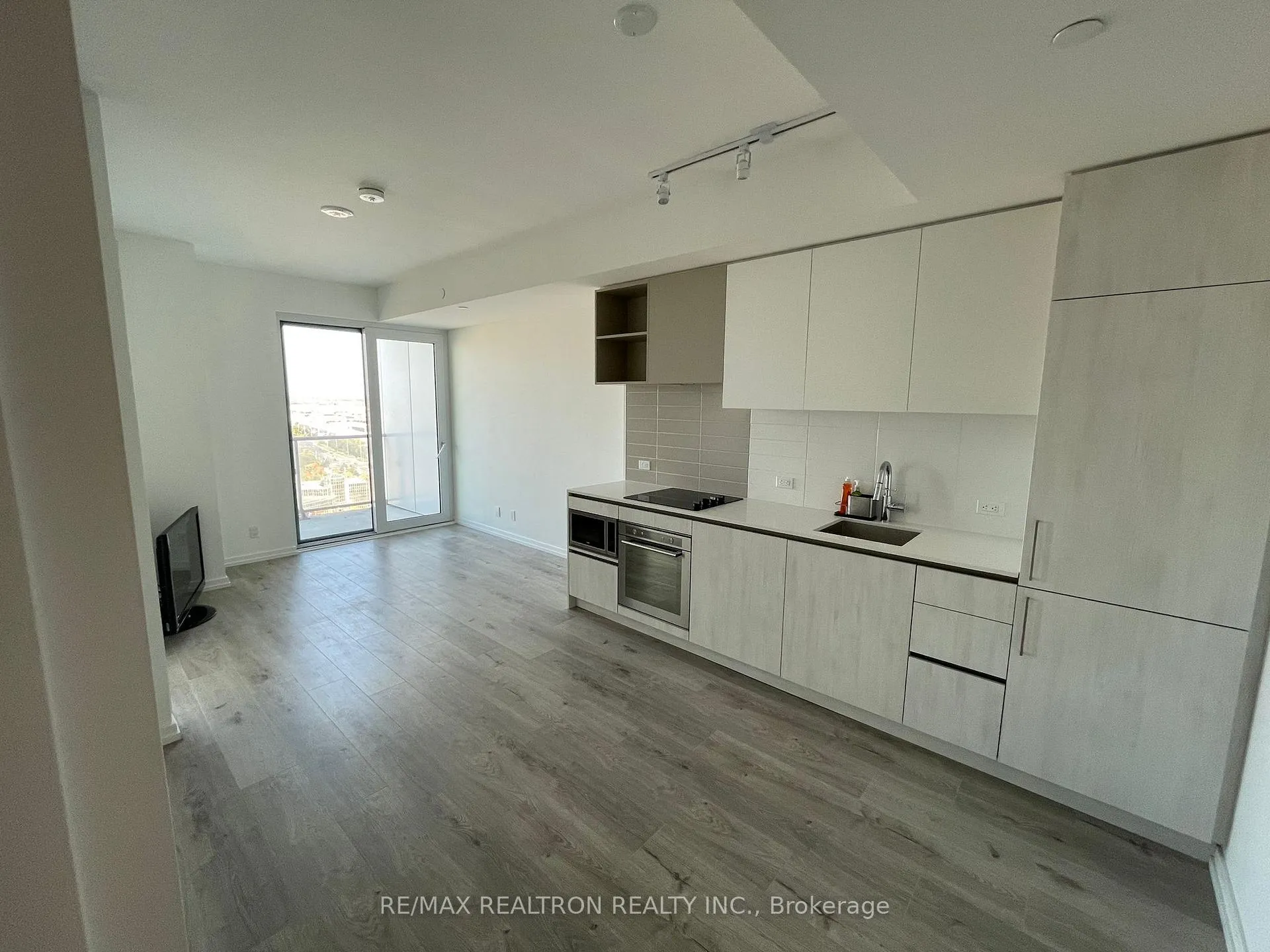 Front of Unit 2315, 1000 Portage Parkway