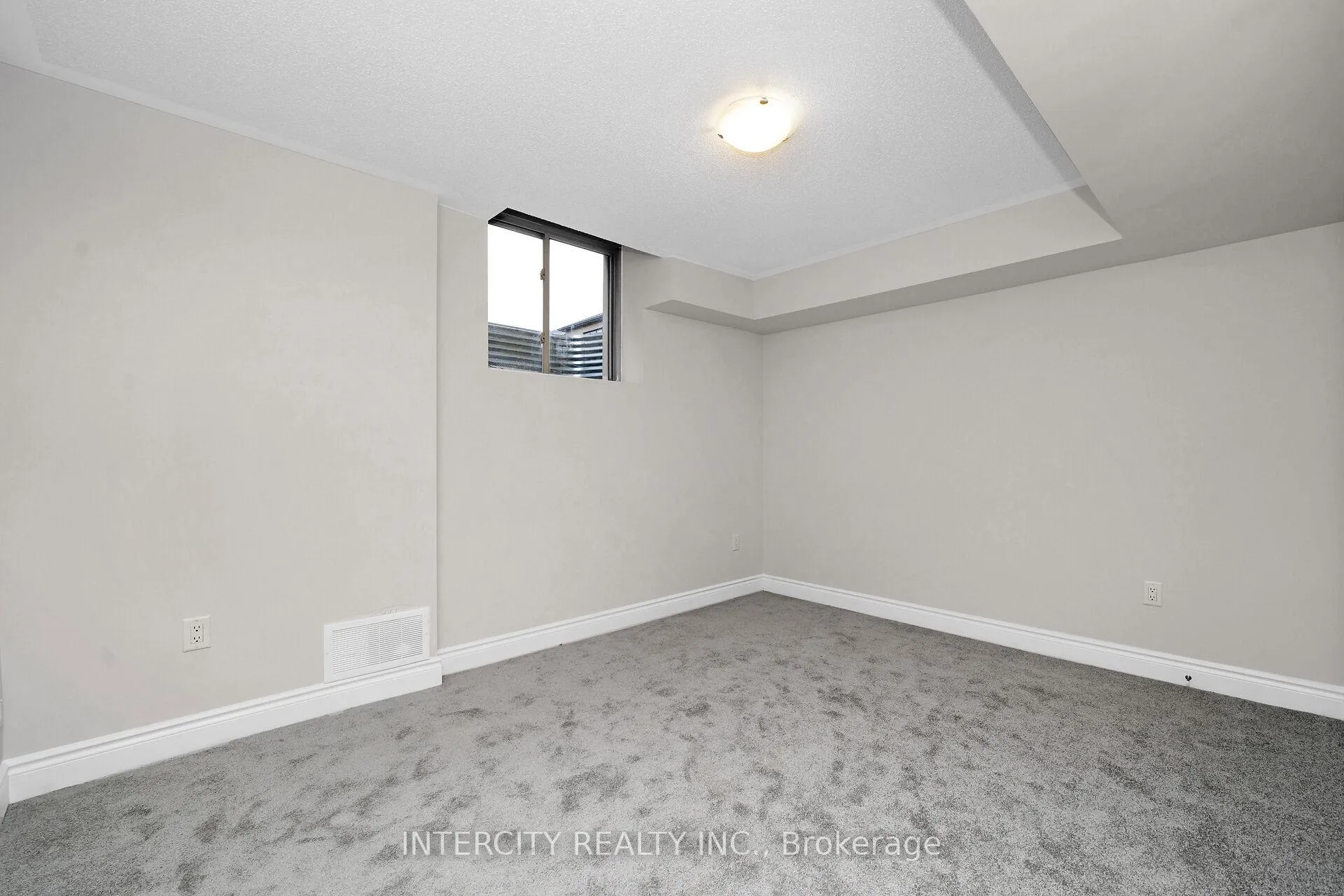 Photo 36 of 14 Coulterville Drive, Caledon, Rural Caledon — HOMEH