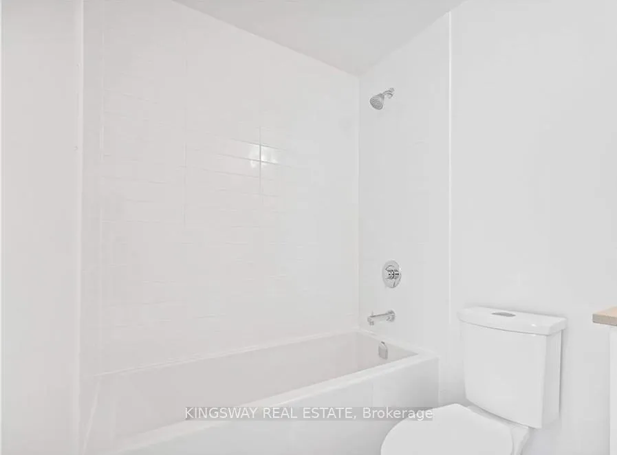 Photo 8 of Unit 2405, 55 Duke Street W, Kitchener — HOMEH