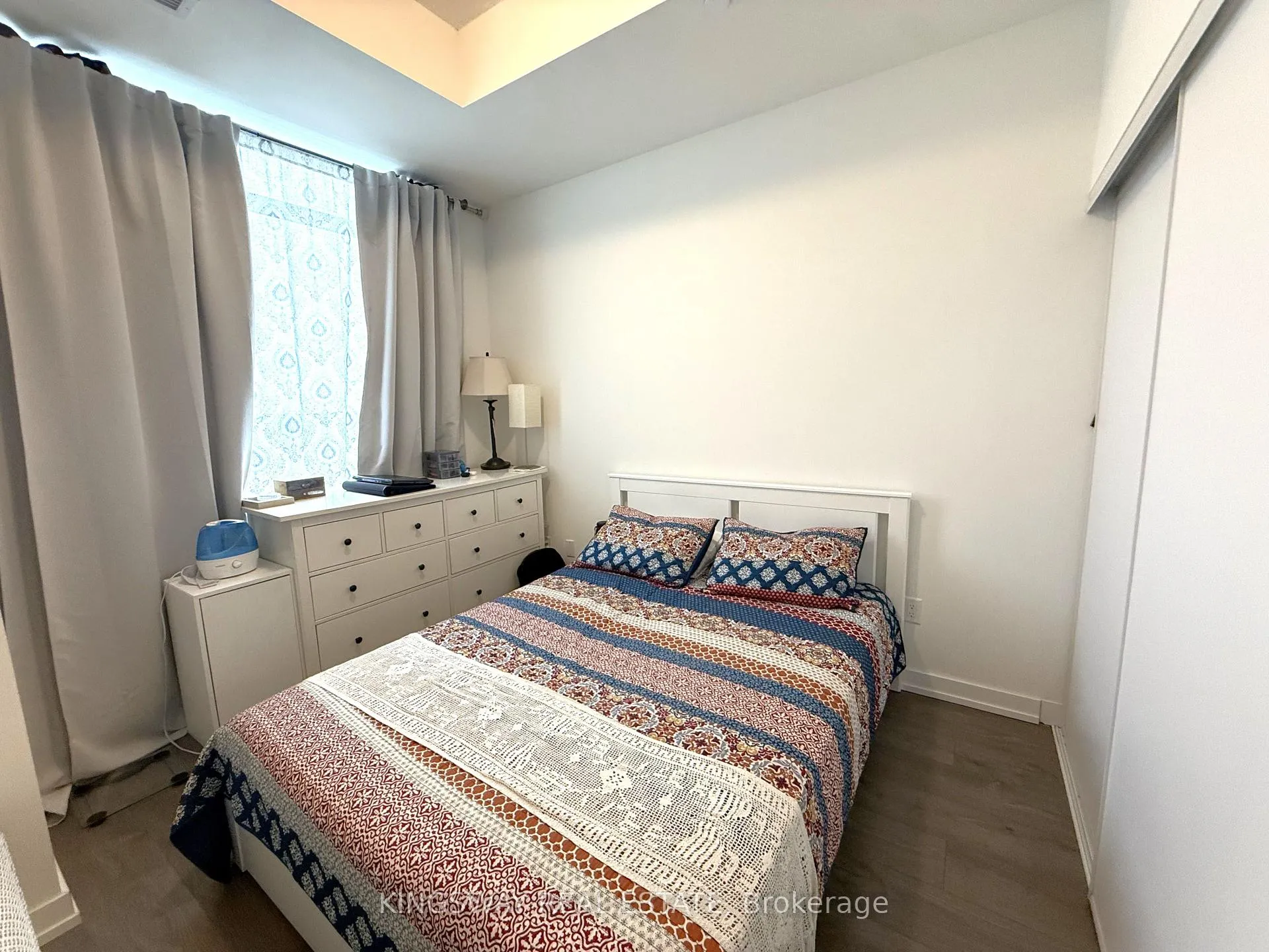 Photo 11 of Unit 2405, 55 Duke Street W, Kitchener — HOMEH