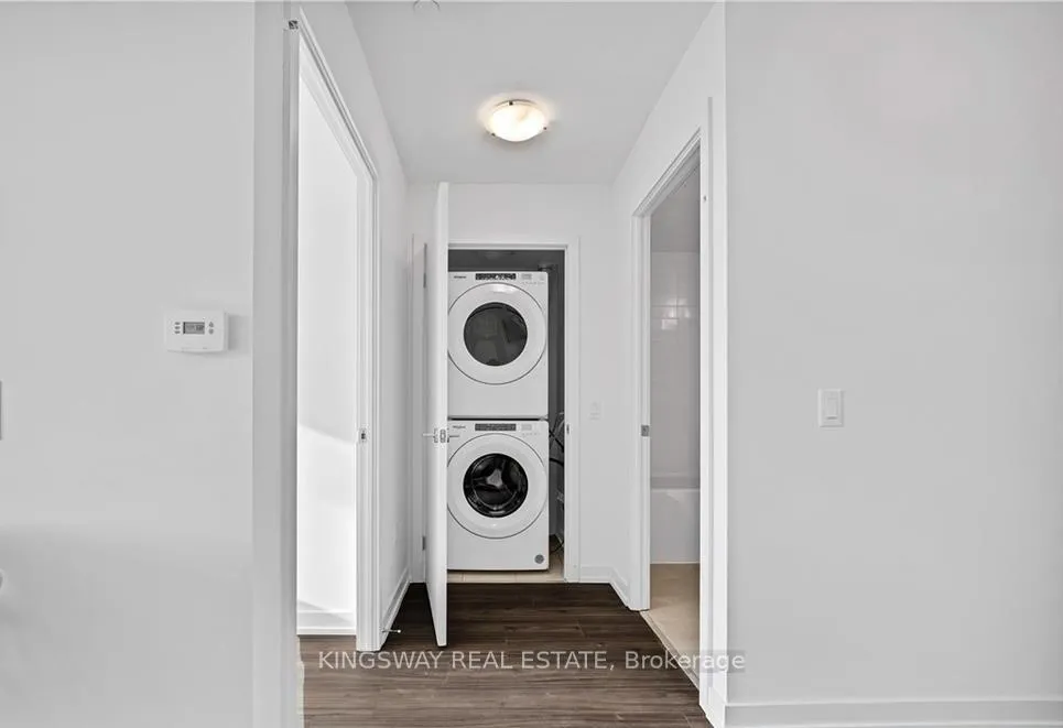 Photo 12 of Unit 2405, 55 Duke Street W, Kitchener — HOMEH