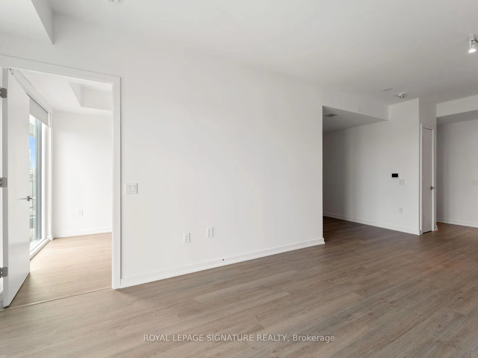 Photo 8 of Unit 1703, 48 Power Street, Toronto, Moss Park — HOMEH