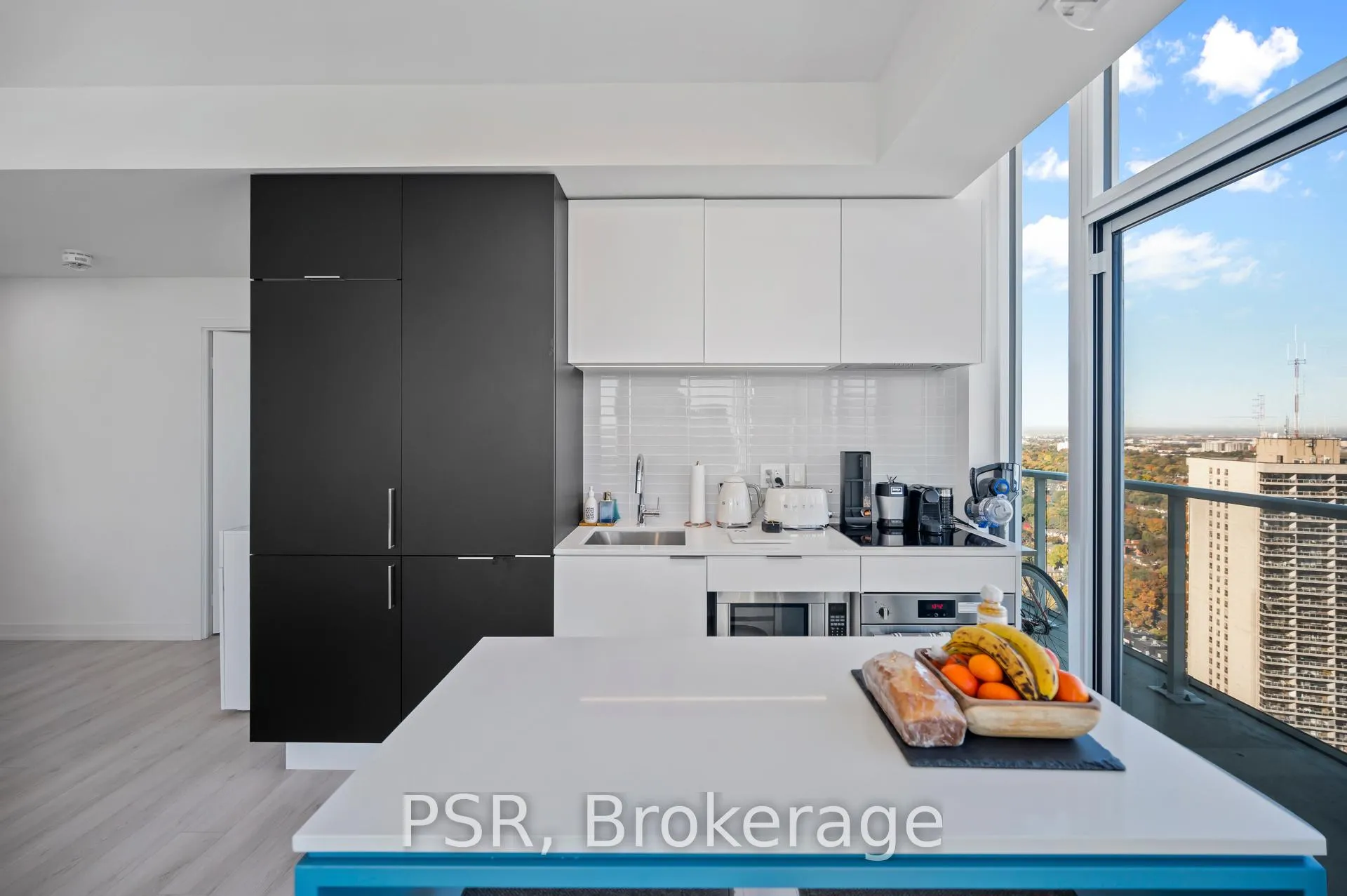Photo 12 of Unit 3101, 33 Helendale Avenue, Toronto, Yonge-Eglinton — HOMEH
