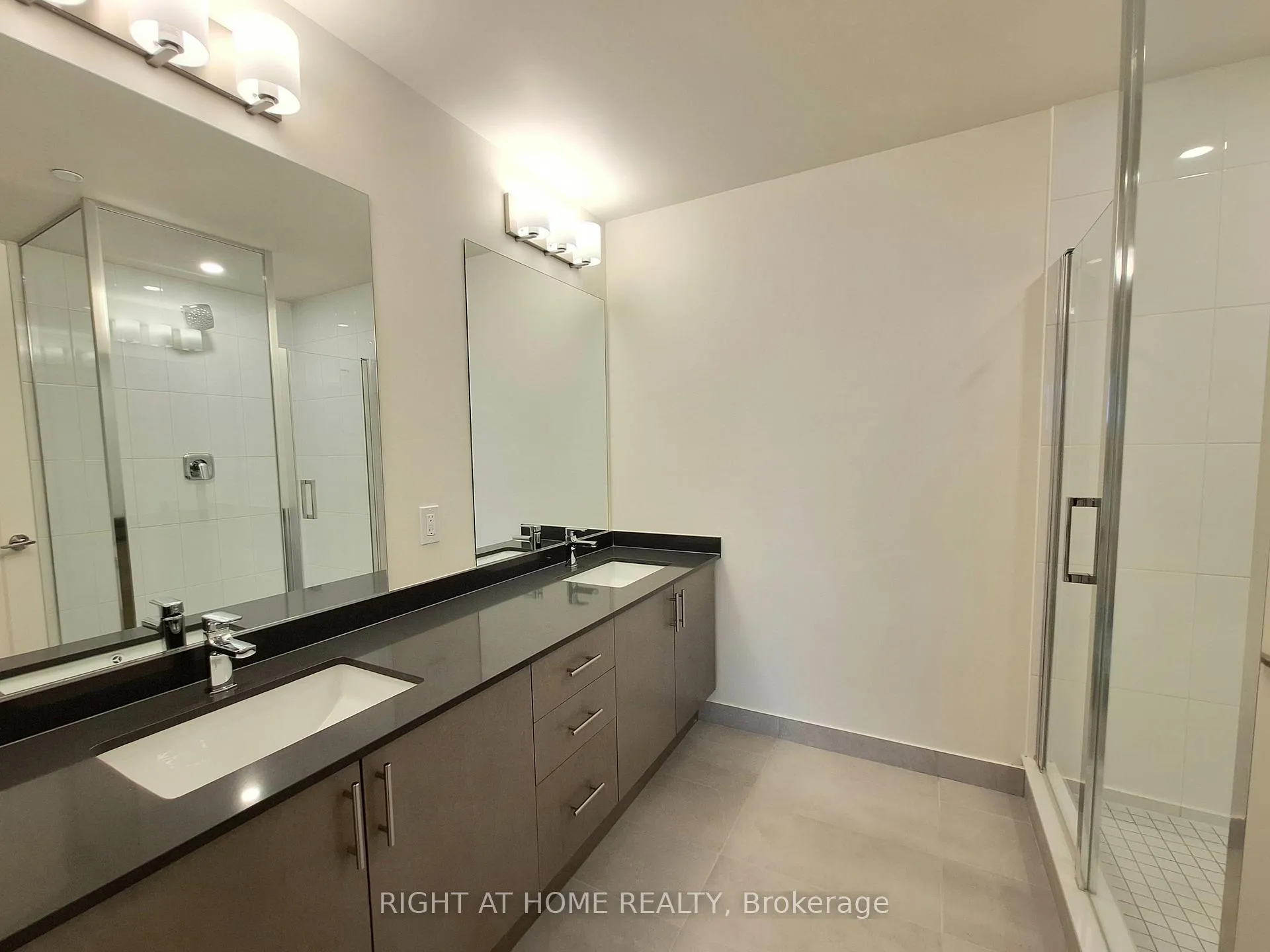 Photo 8 of Unit 226, 8960 Jane Street, Vaughan, Vellore Village — HOMEH