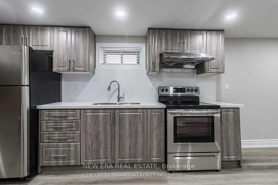 Photo 15 of 173 Earnscliffe Circle, Brampton, Southgate — HOMEH