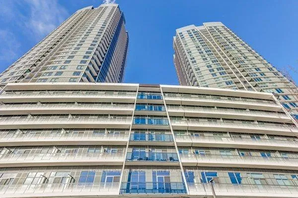 Photo 2 of Unit 3003, 30 Upper Mall Way, Vaughan, Brownridge — HOMEH