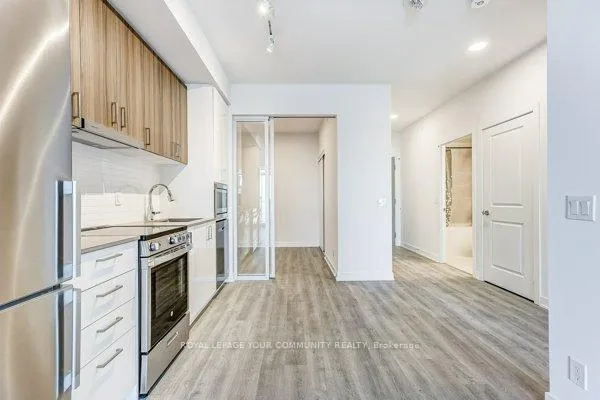 Photo 13 of Unit 3003, 30 Upper Mall Way, Vaughan, Brownridge — HOMEH