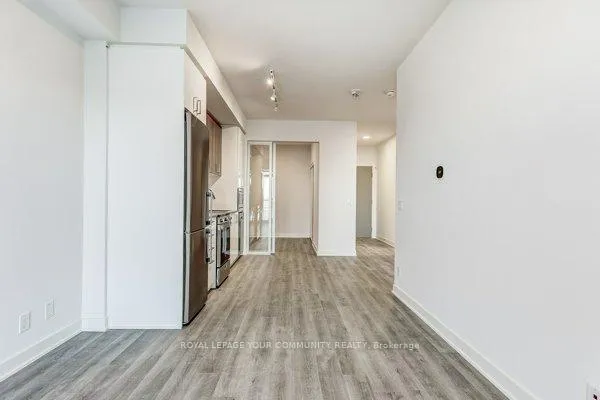 Photo 16 of Unit 3003, 30 Upper Mall Way, Vaughan, Brownridge — HOMEH