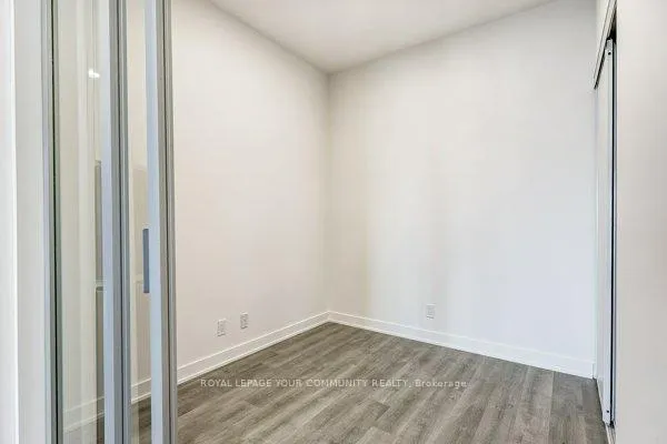 Photo 19 of Unit 3003, 30 Upper Mall Way, Vaughan, Brownridge — HOMEH