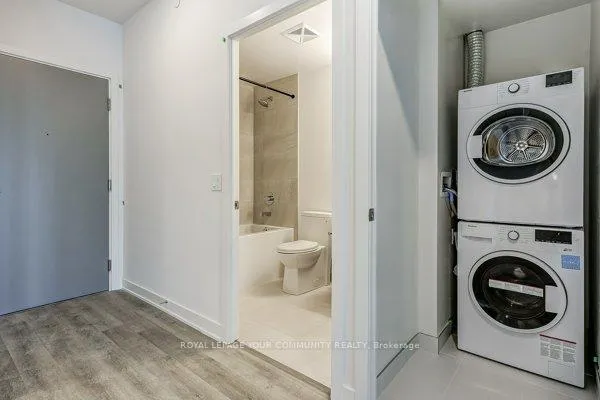 Photo 30 of Unit 3003, 30 Upper Mall Way, Vaughan, Brownridge — HOMEH