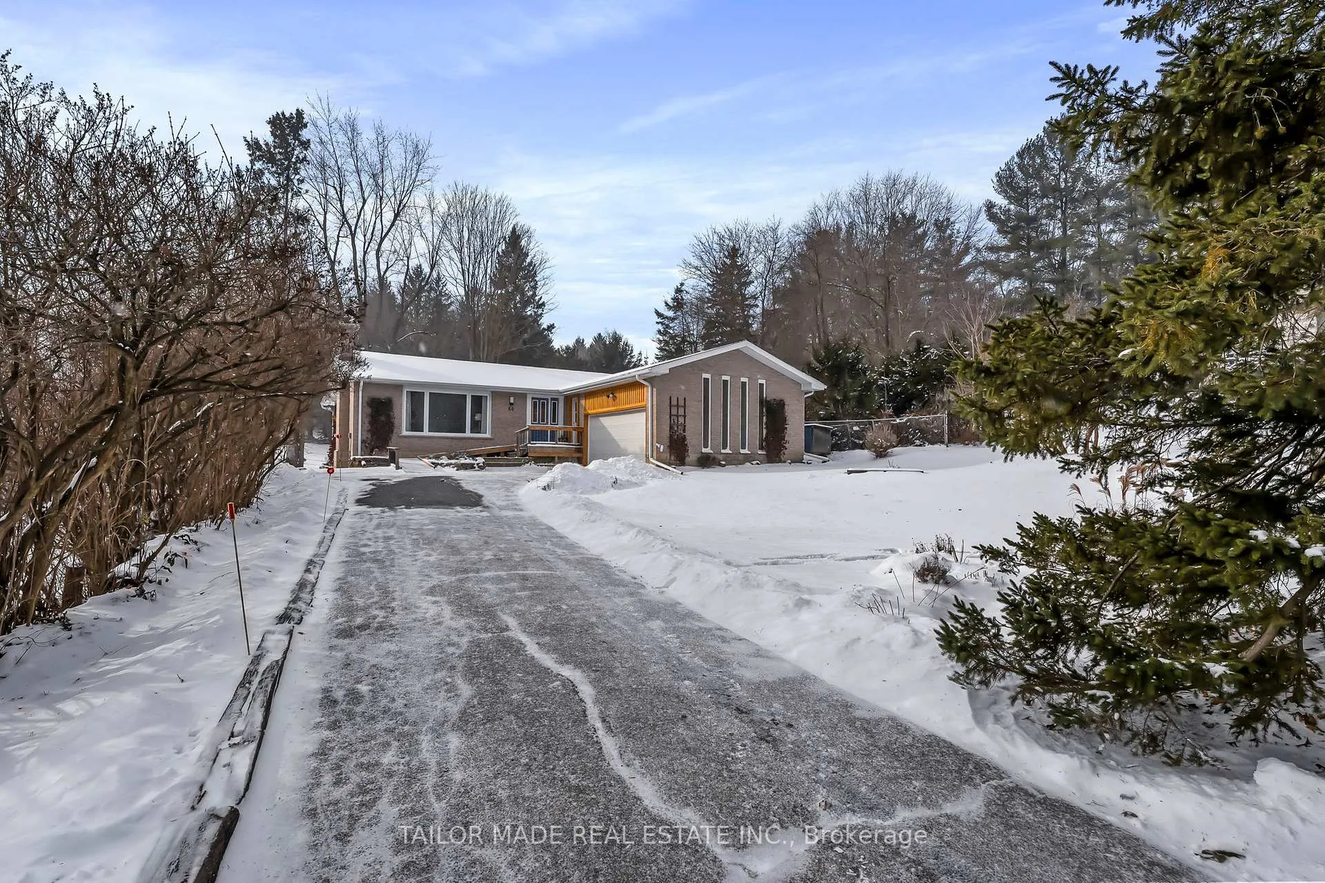 Photo 1 of 60 Credit Road, Caledon, Cheltenham — HOMEH