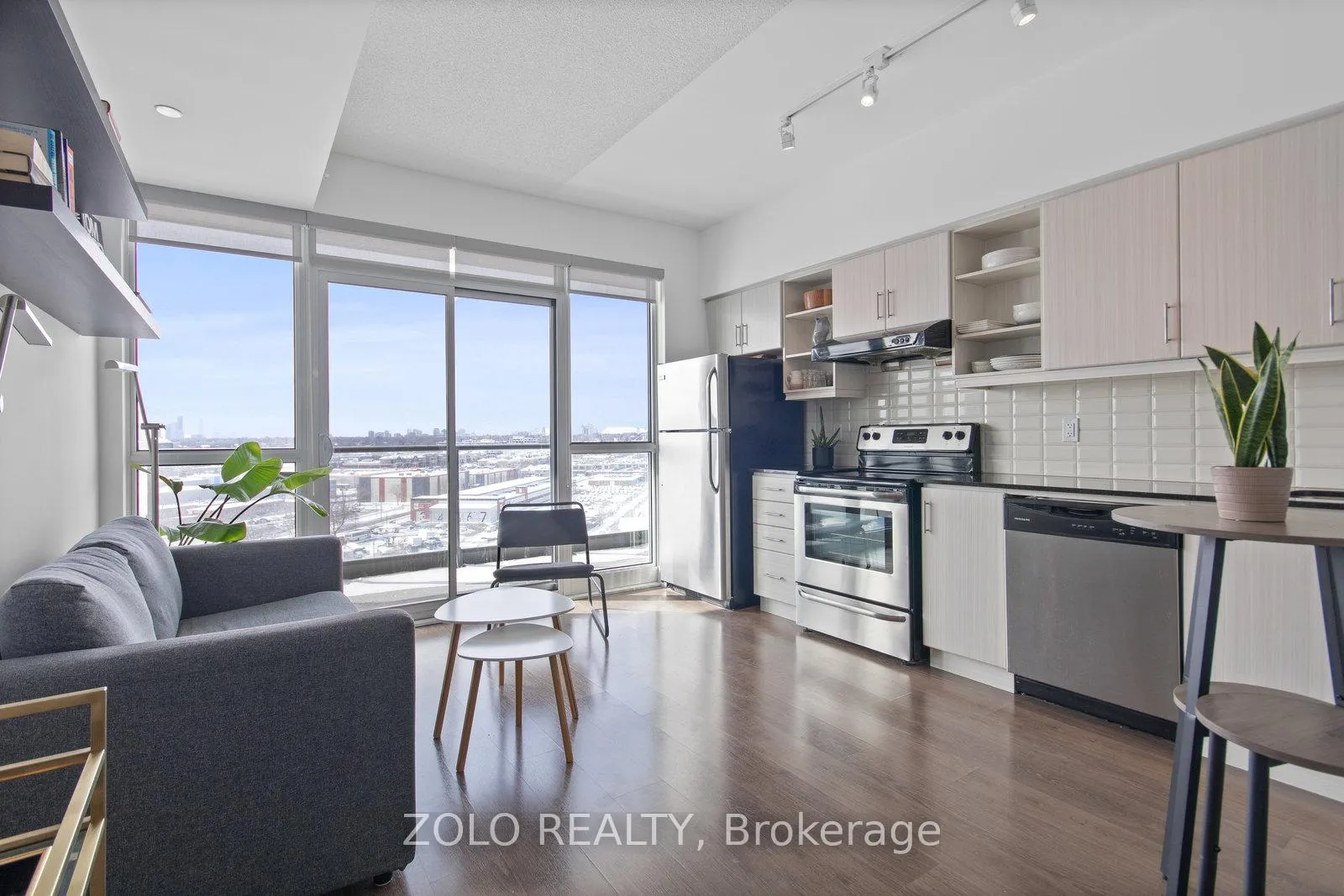 Front of Unit 1111, 160 Vanderhoof Avenue