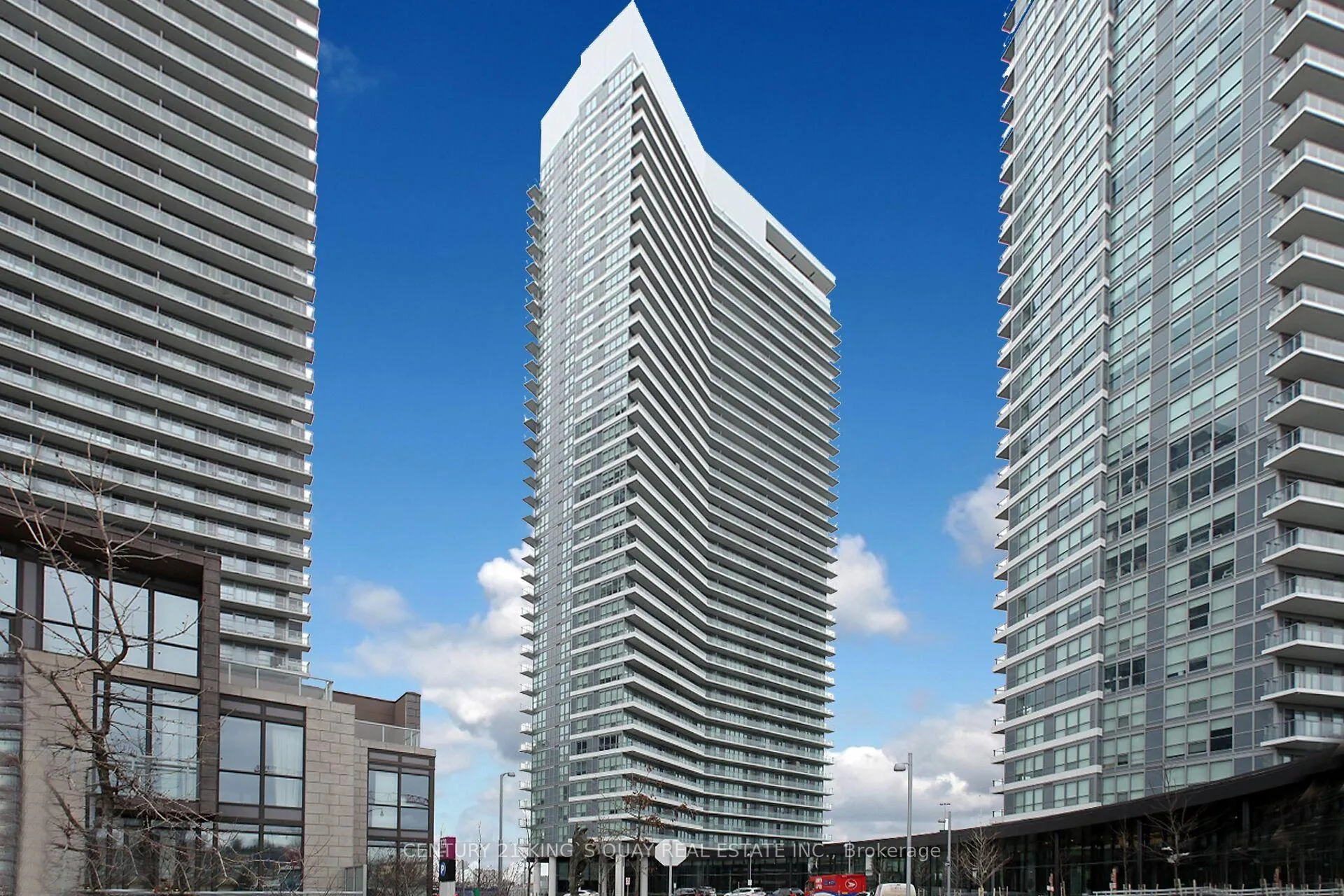 Front of Unit 811, 115 McMahon Drive