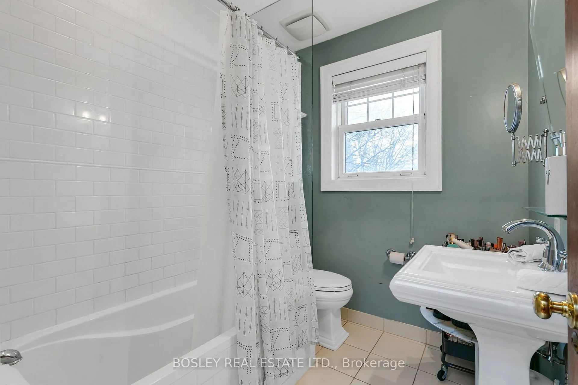 Photo 30 of 60 Fairlawn Avenue, Toronto, Lawrence Park North — HOMEH