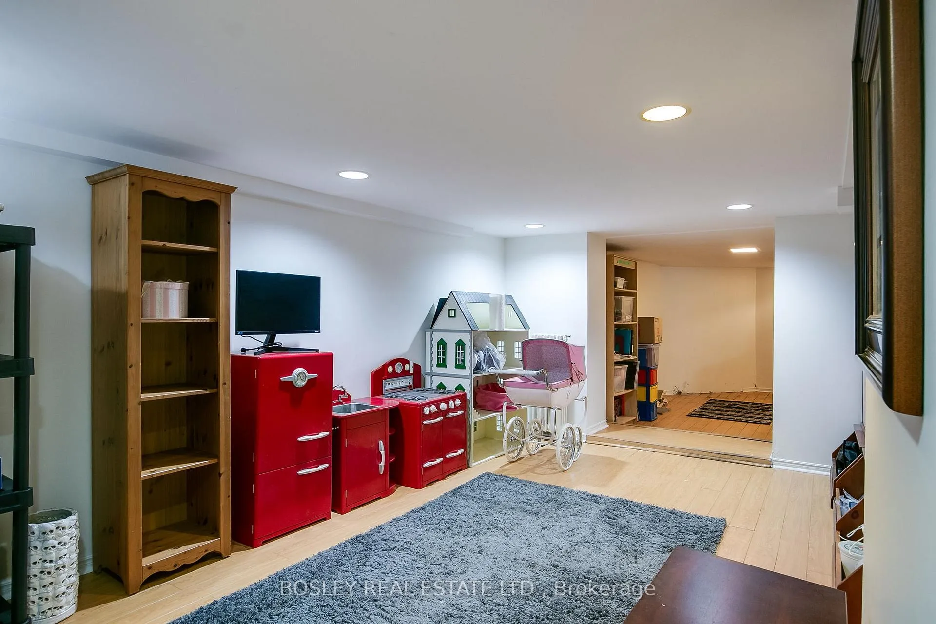 Photo 33 of 60 Fairlawn Avenue, Toronto, Lawrence Park North — HOMEH