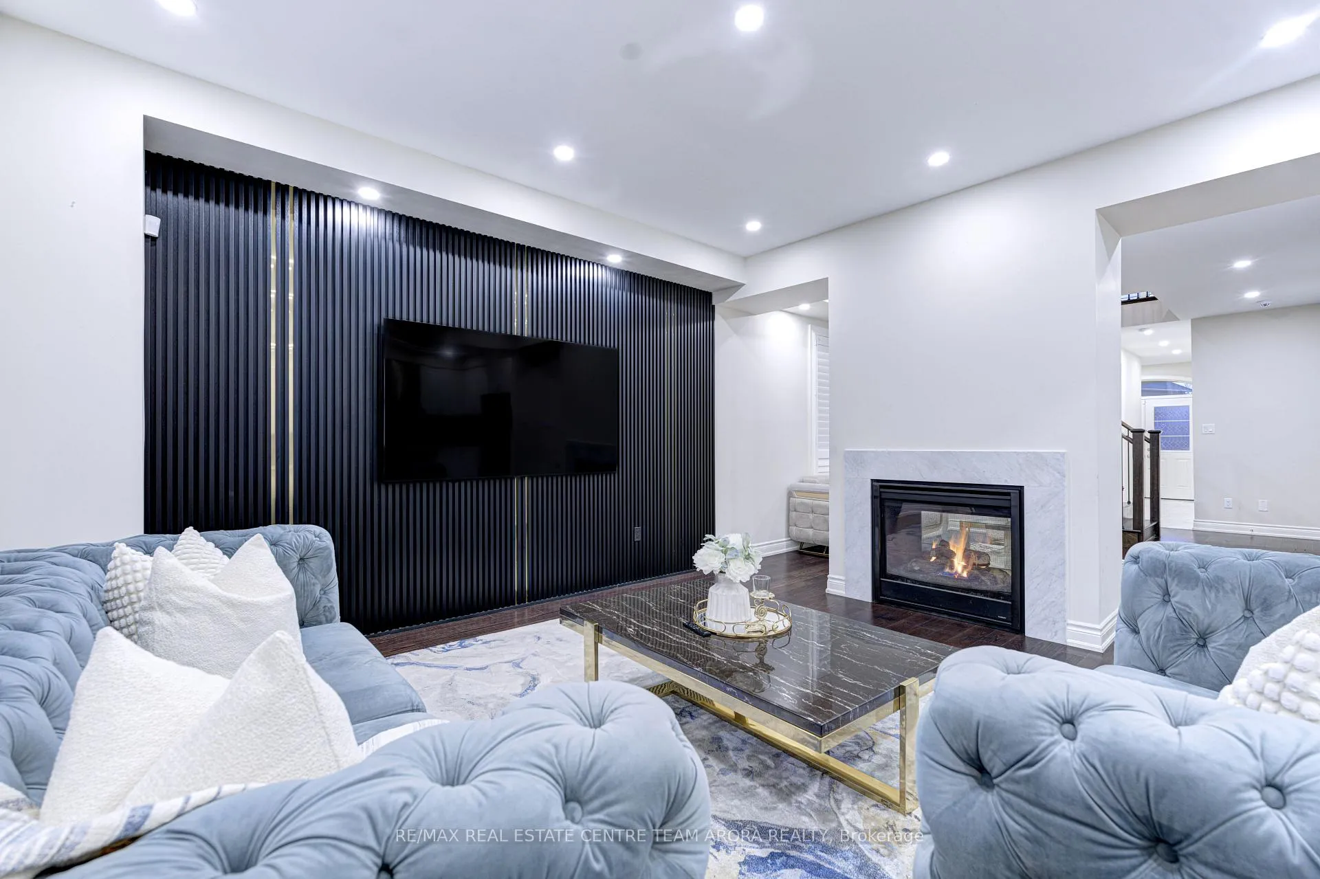 Photo 10 of 47 Dunley Crescent, Brampton, Credit Valley — HOMEH