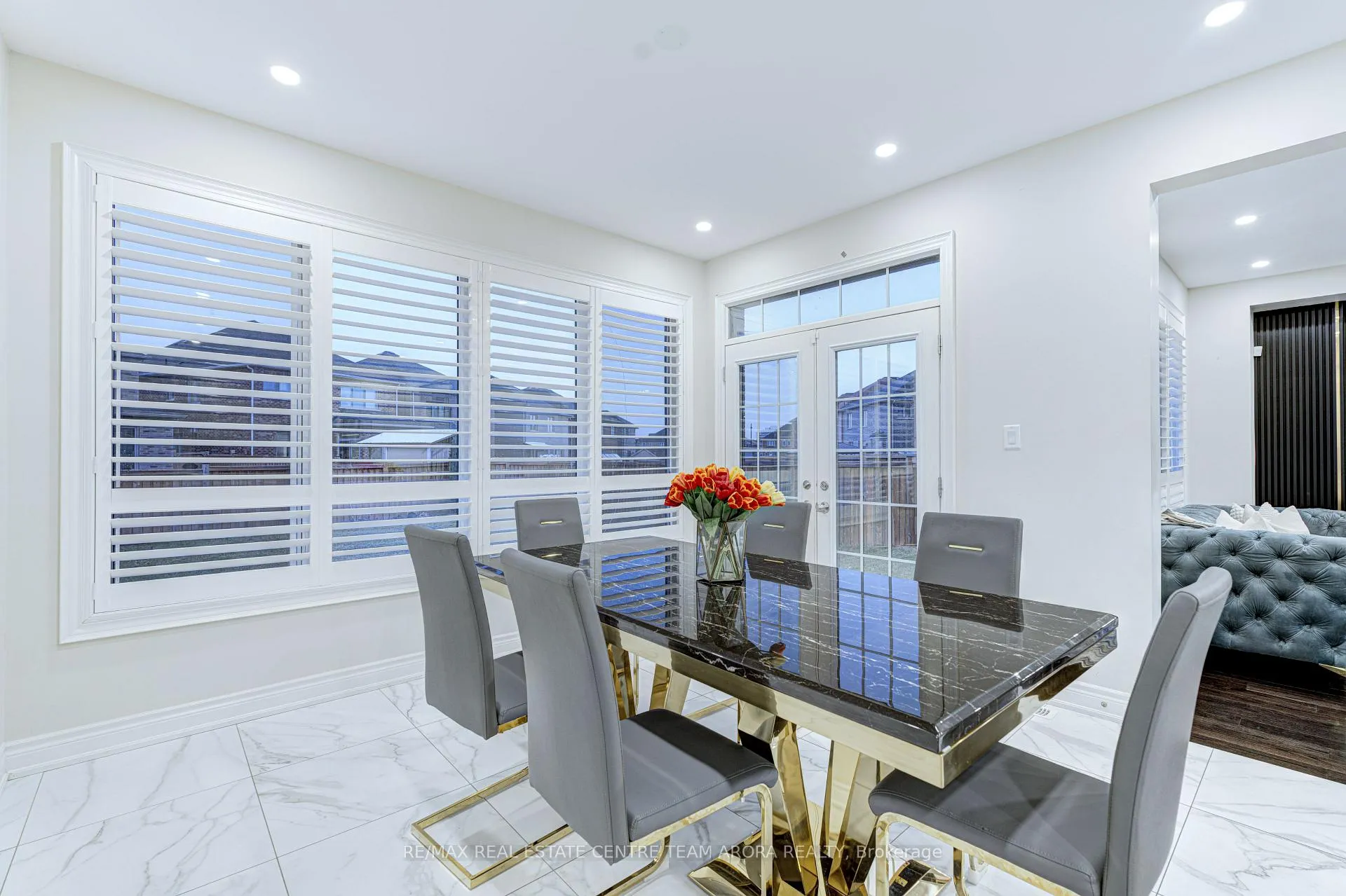 Photo 11 of 47 Dunley Crescent, Brampton, Credit Valley — HOMEH