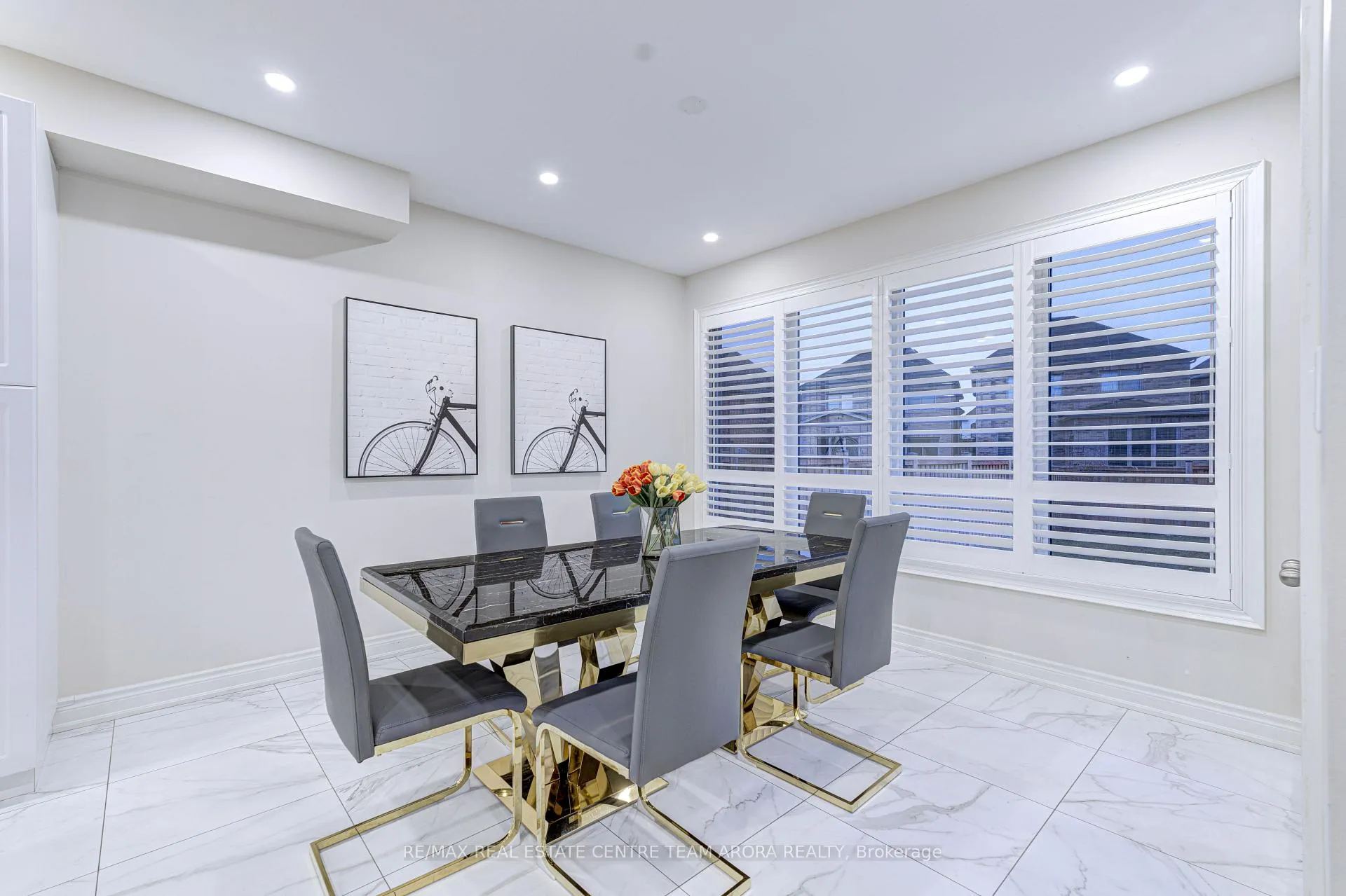 Photo 13 of 47 Dunley Crescent, Brampton, Credit Valley — HOMEH